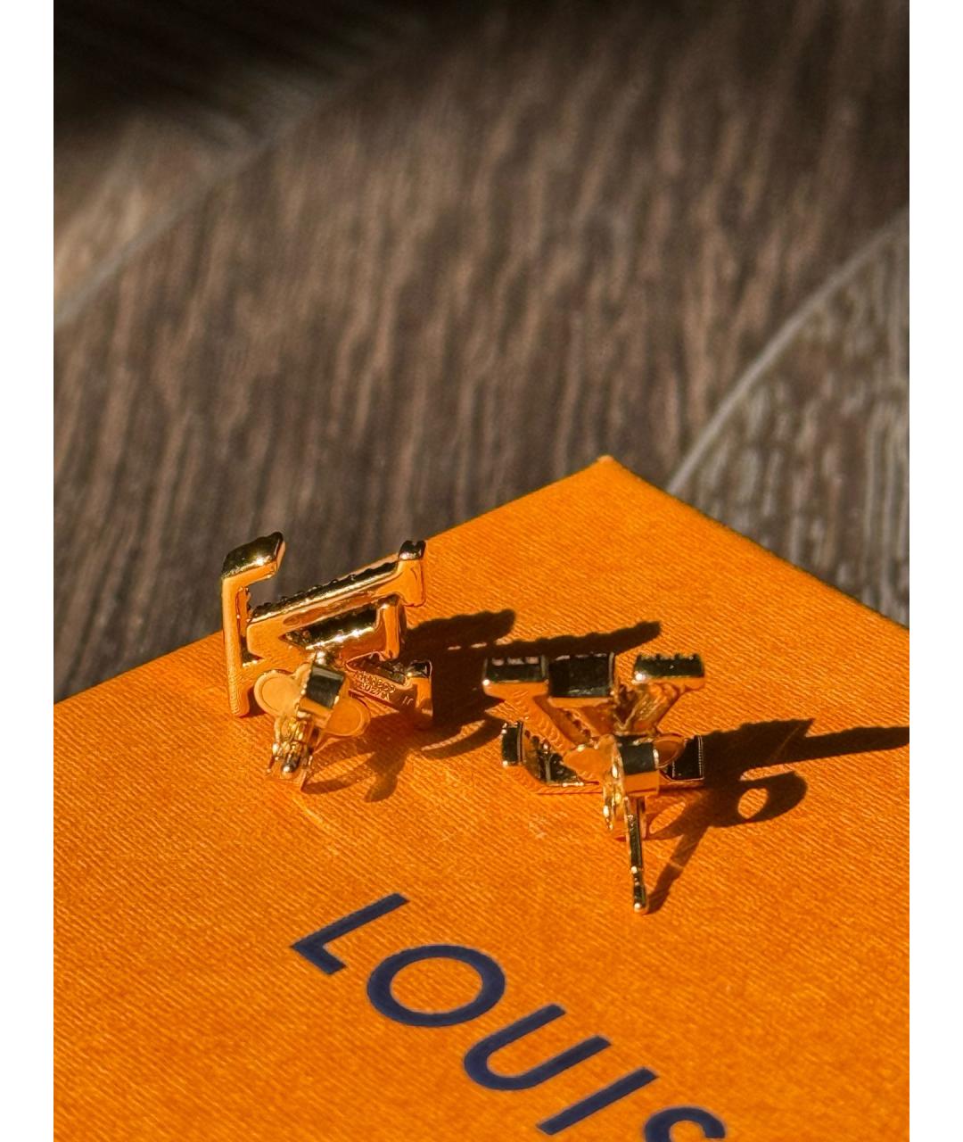 LOUIS VUITTON Золотые латунные серьги, фото 3