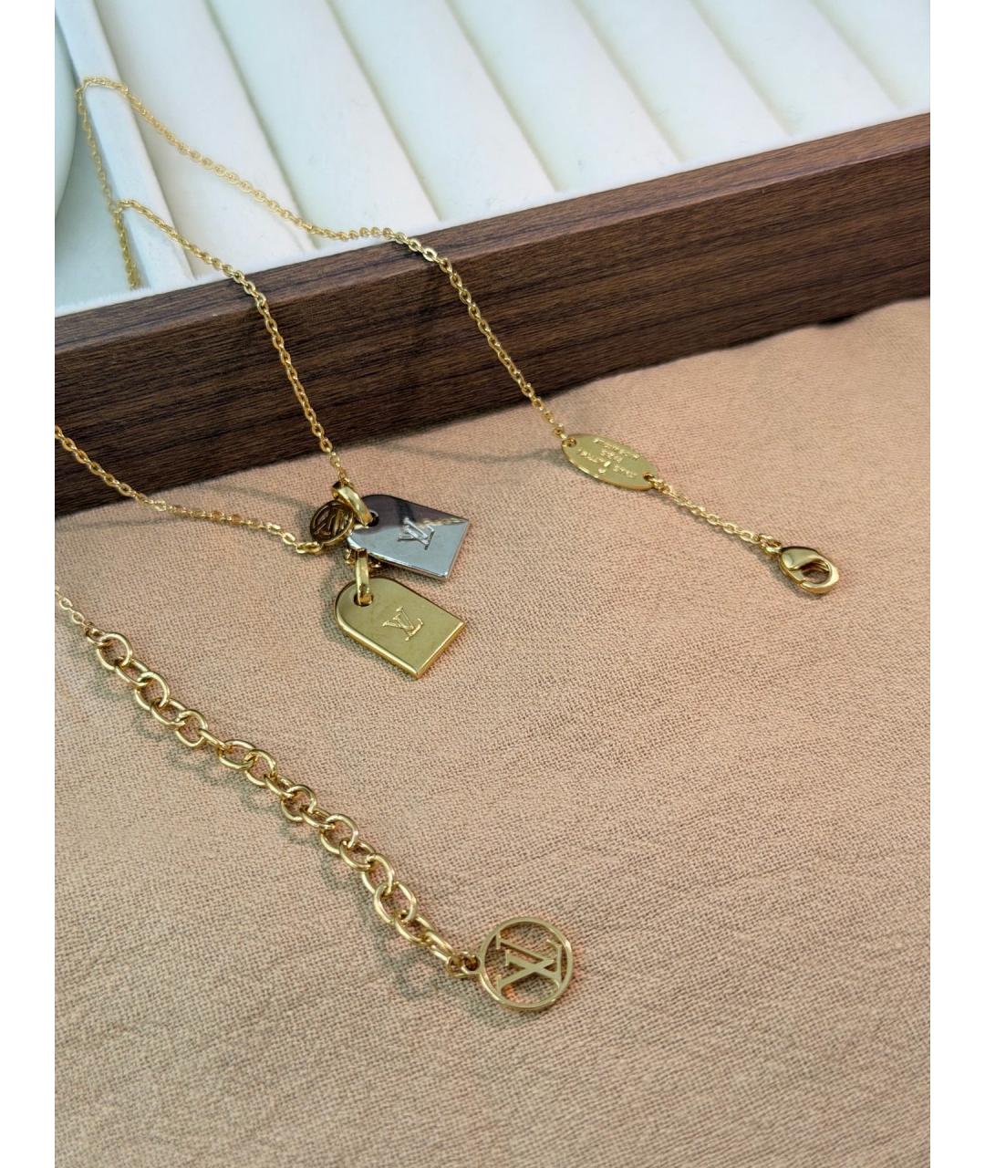 LOUIS VUITTON Золотая латунная подвеска, фото 5