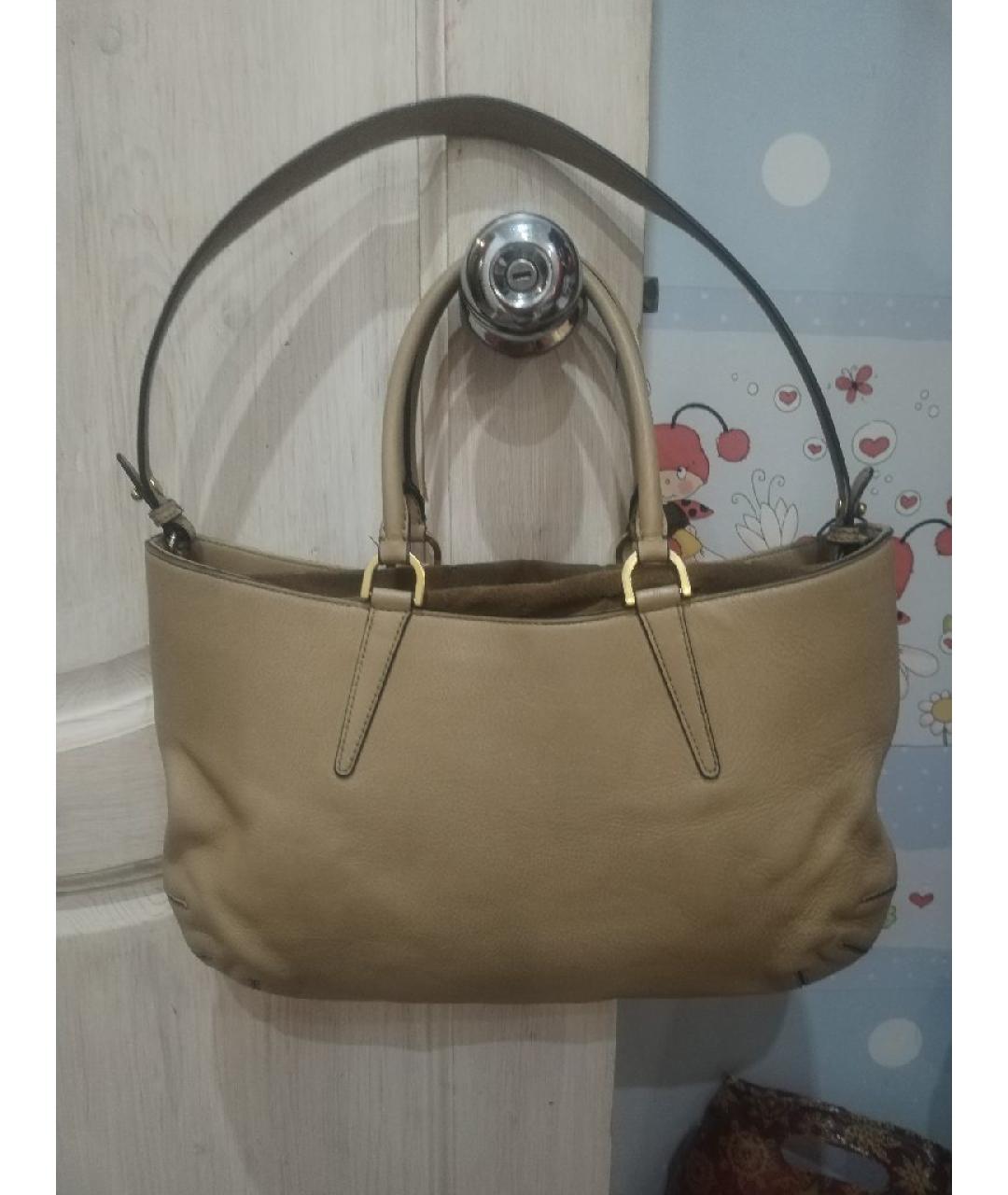 FENDI Бежевая кожаная сумка тоут, фото 2