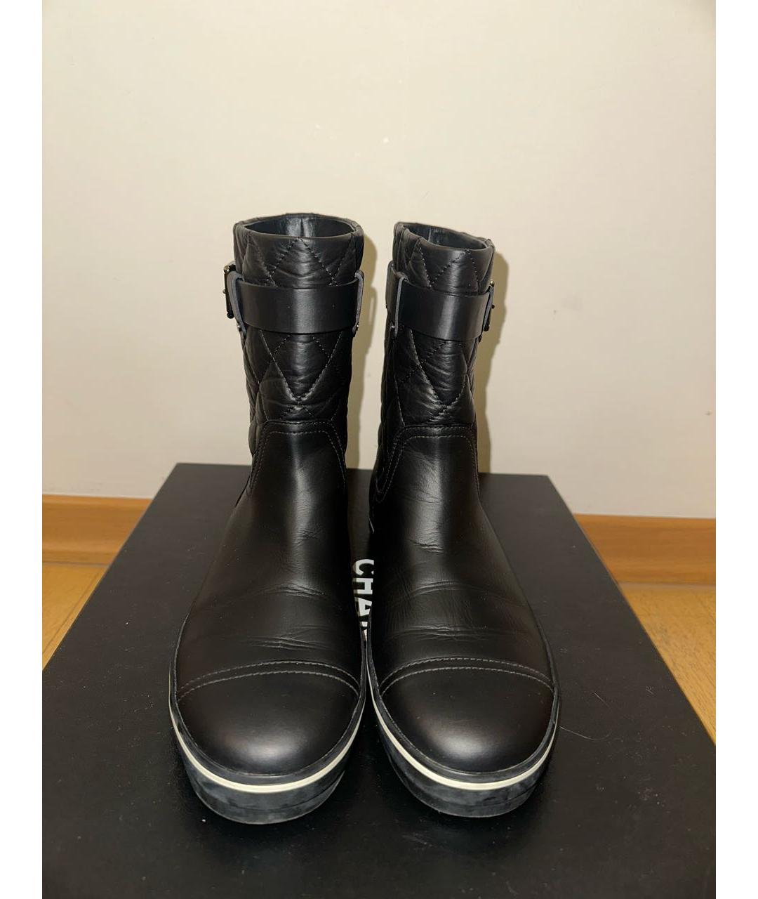 CHANEL Черные кожаные ботинки, фото 2