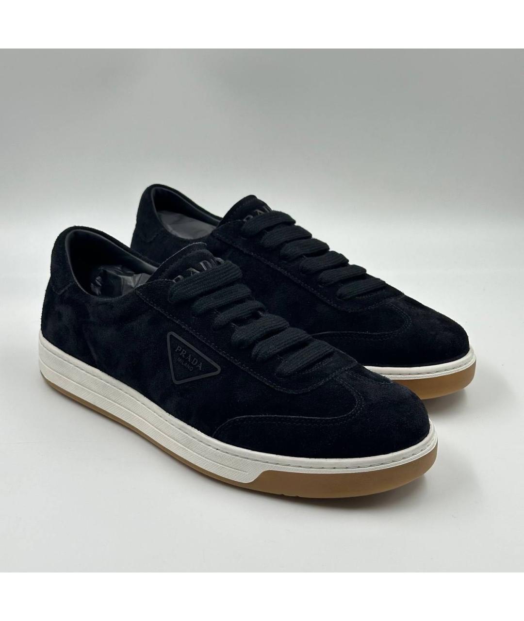PRADA Черные замшевые низкие кроссовки / кеды, фото 2