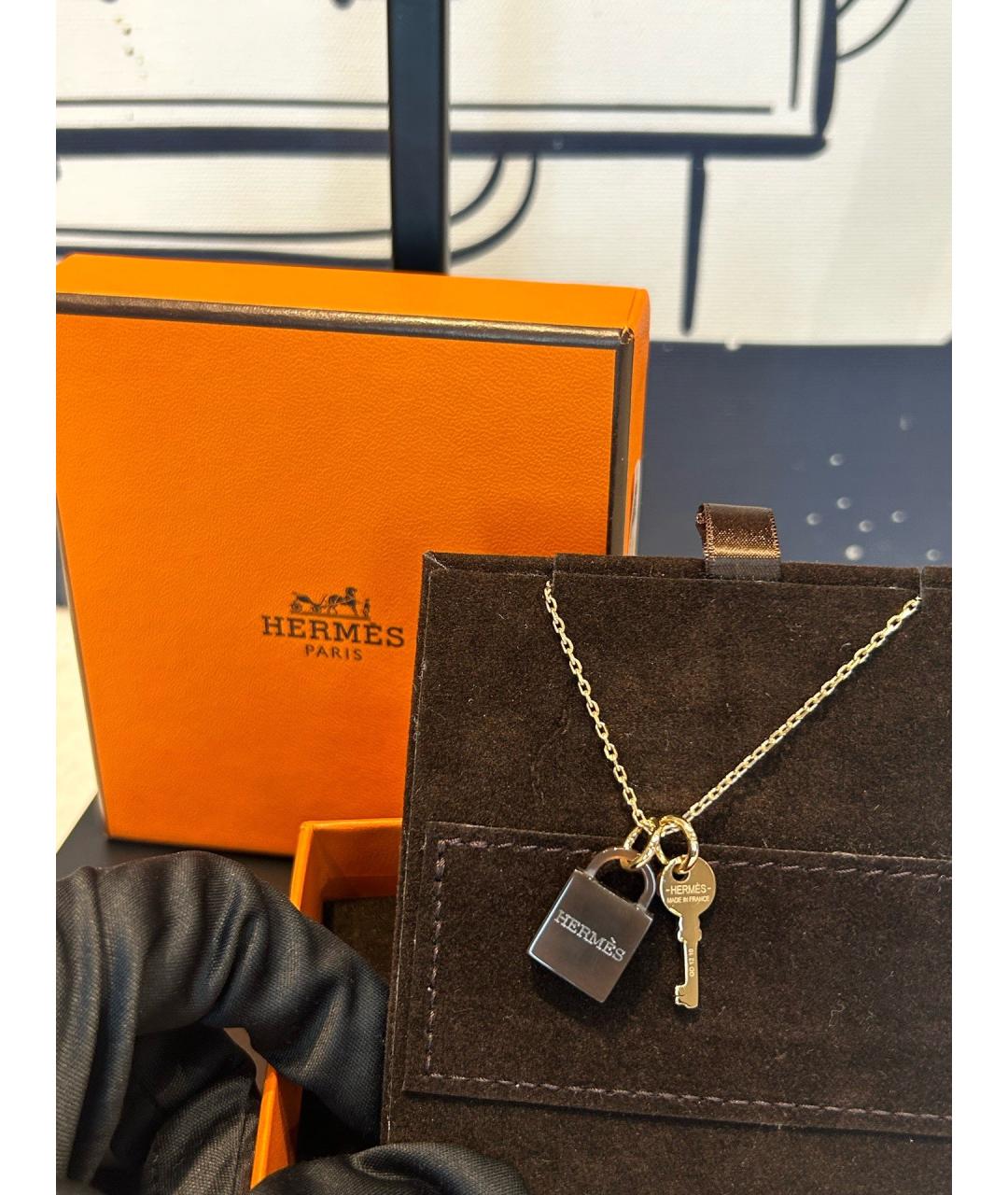 HERMES Золотая подвеска, фото 2