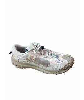 NIKE ACG Низкие кроссовки / кеды