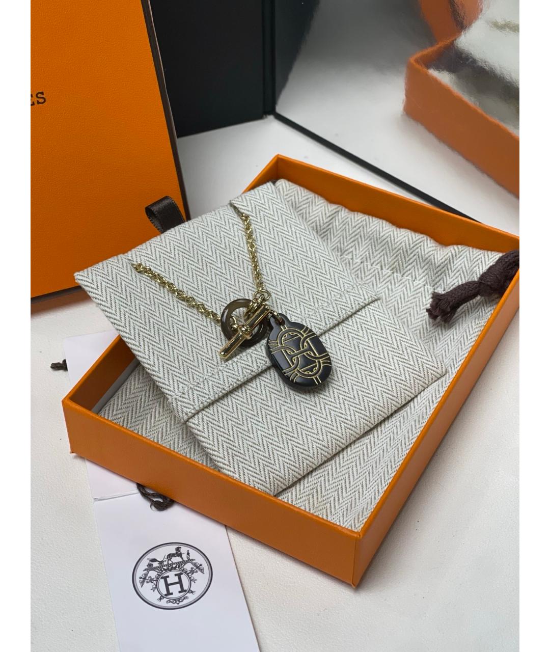 HERMES Черная металлическая подвеска, фото 5