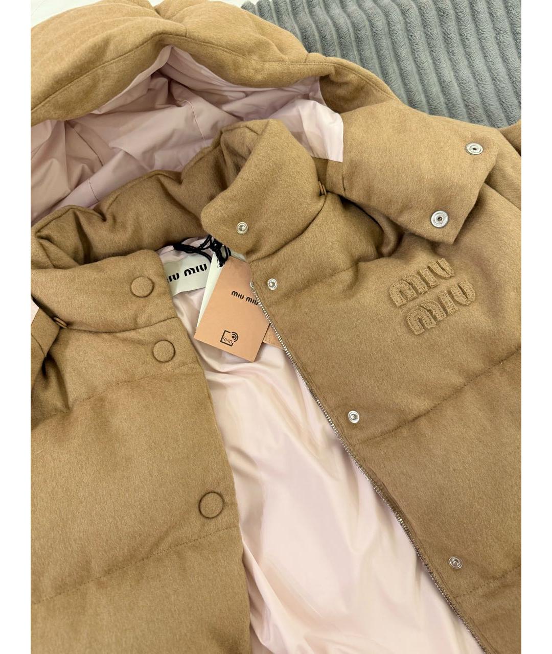 MIU MIU Бежевый пуховик, фото 4