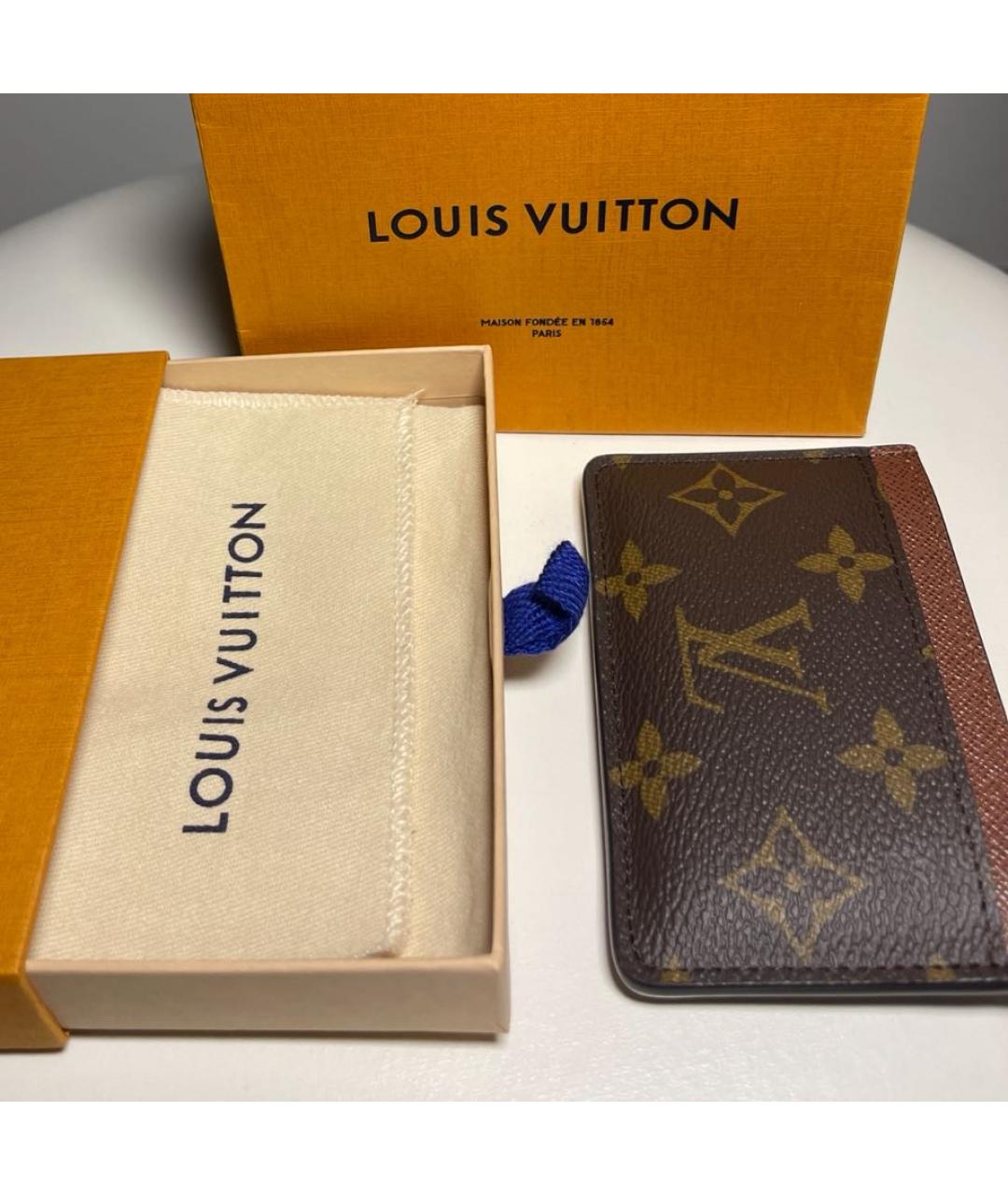 LOUIS VUITTON Коричневый кардхолдер, фото 3
