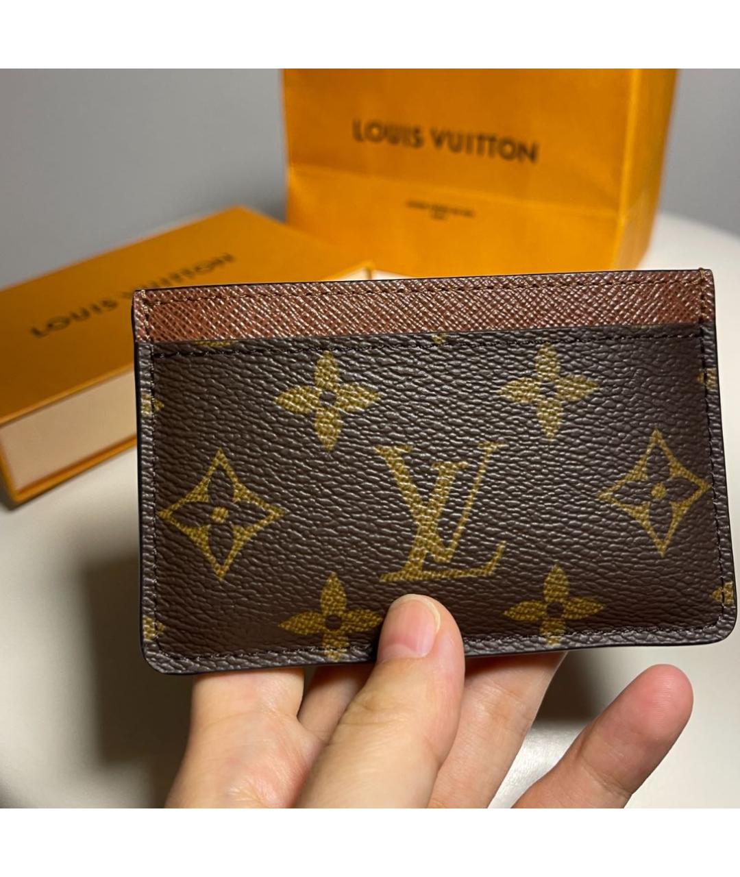 LOUIS VUITTON Коричневый кардхолдер, фото 2