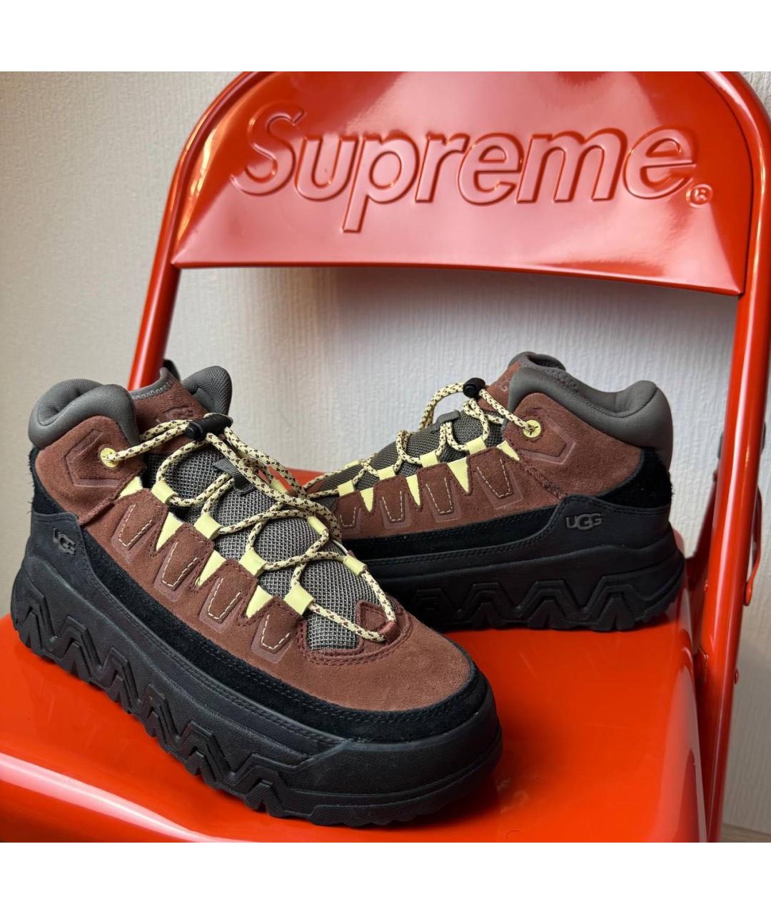 UGG AUSTRALIA Коричневые замшевые низкие ботинки, фото 2