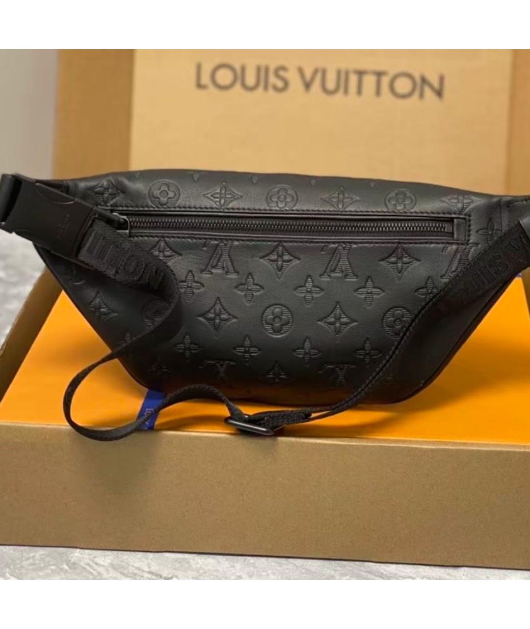 LOUIS VUITTON Черная кожаная поясная сумка, фото 3