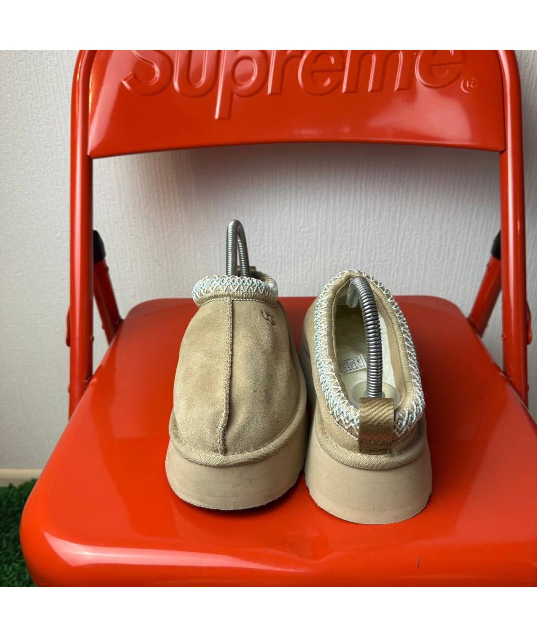 UGG AUSTRALIA Бежевые замшевые низкие ботинки, фото 4