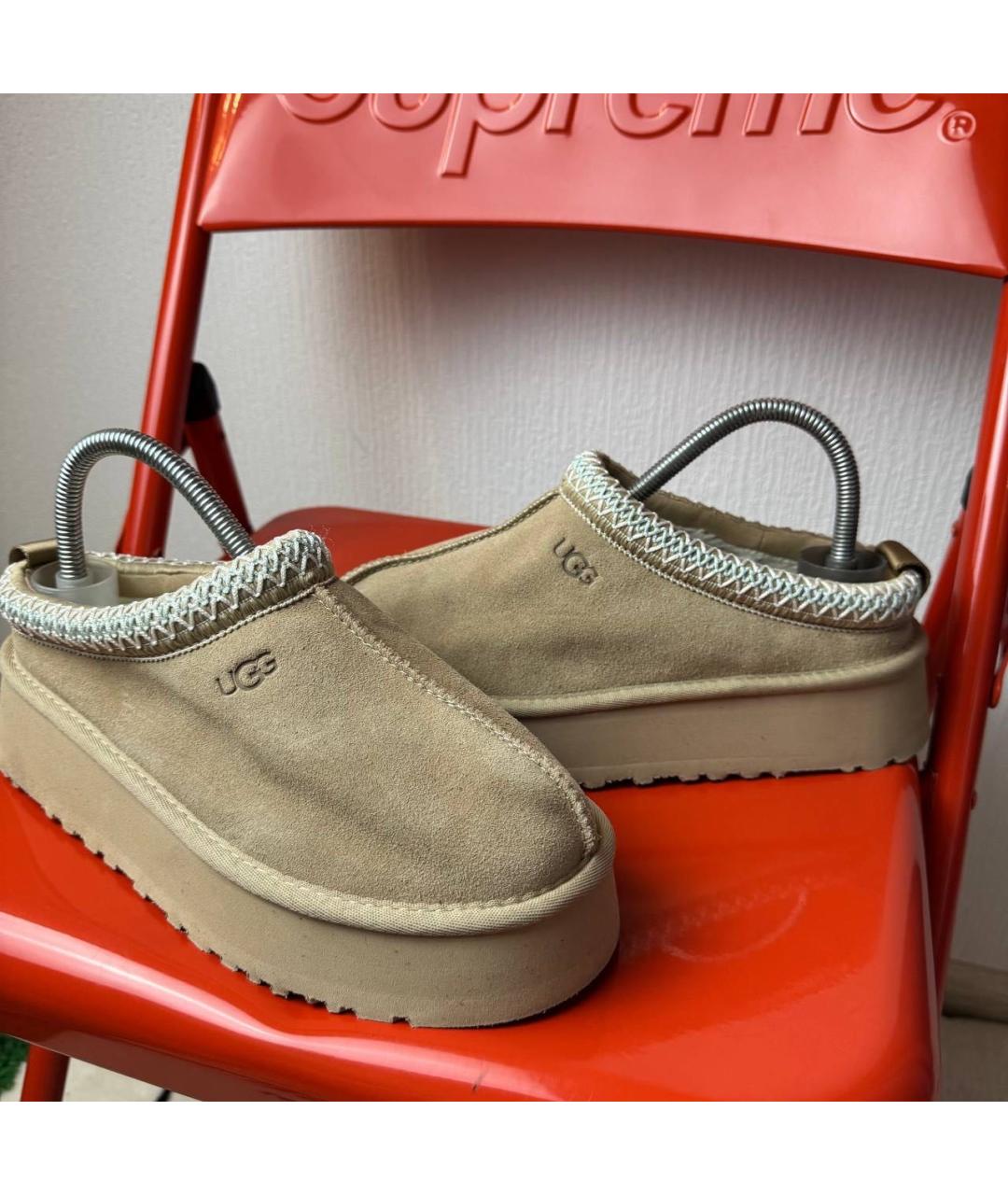 UGG AUSTRALIA Бежевые замшевые низкие ботинки, фото 2