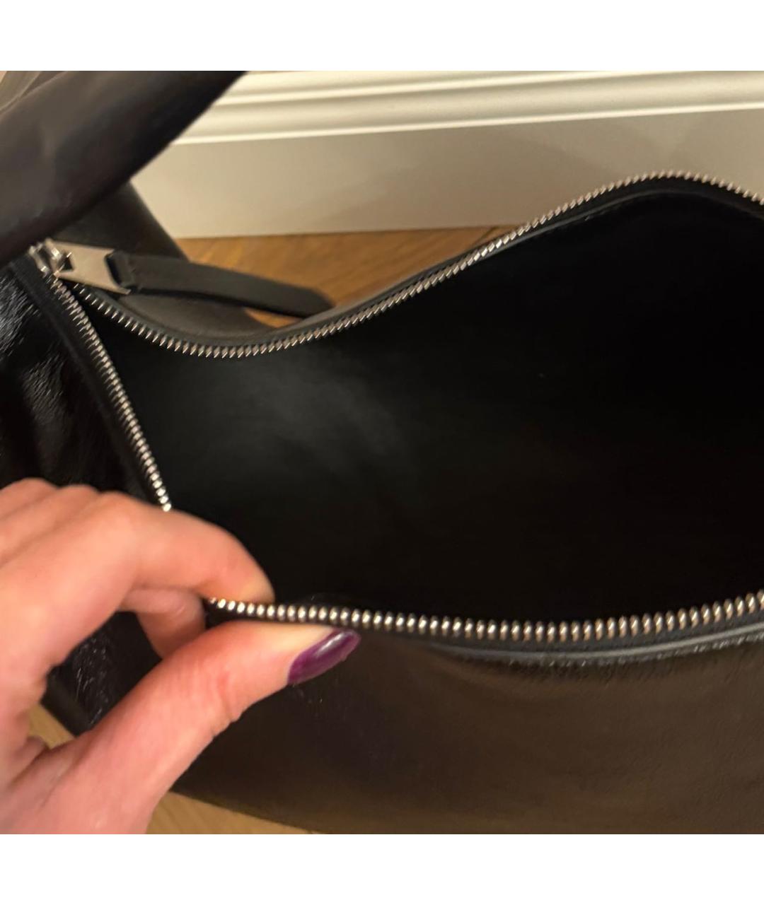 KHAITE Черная кожаная сумка с короткими ручками, фото 4