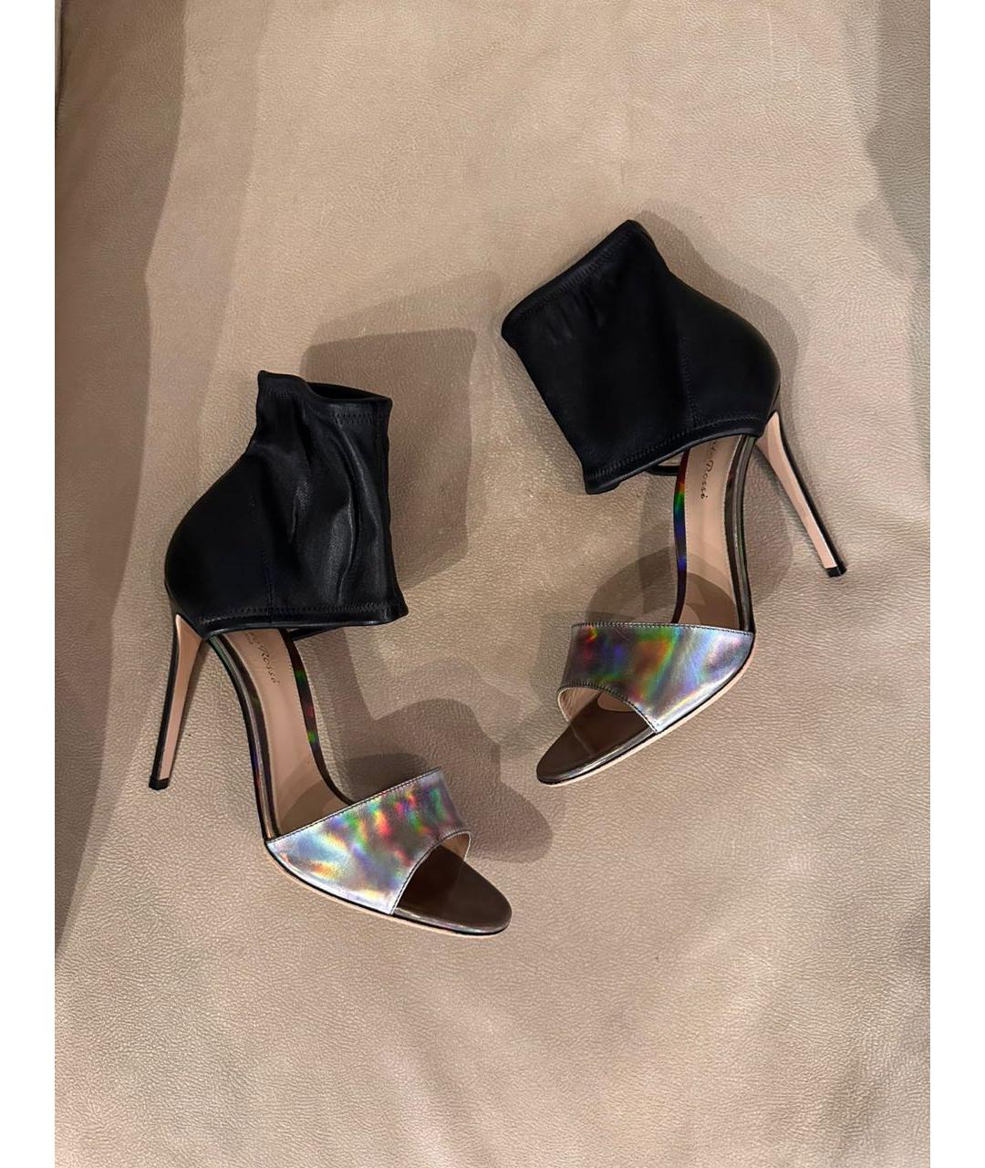 GIANVITO ROSSI Серебряные кожаные босоножки, фото 6