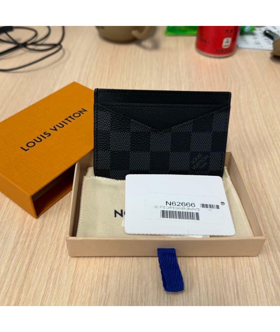 LOUIS VUITTON Черный кардхолдер, фото 2