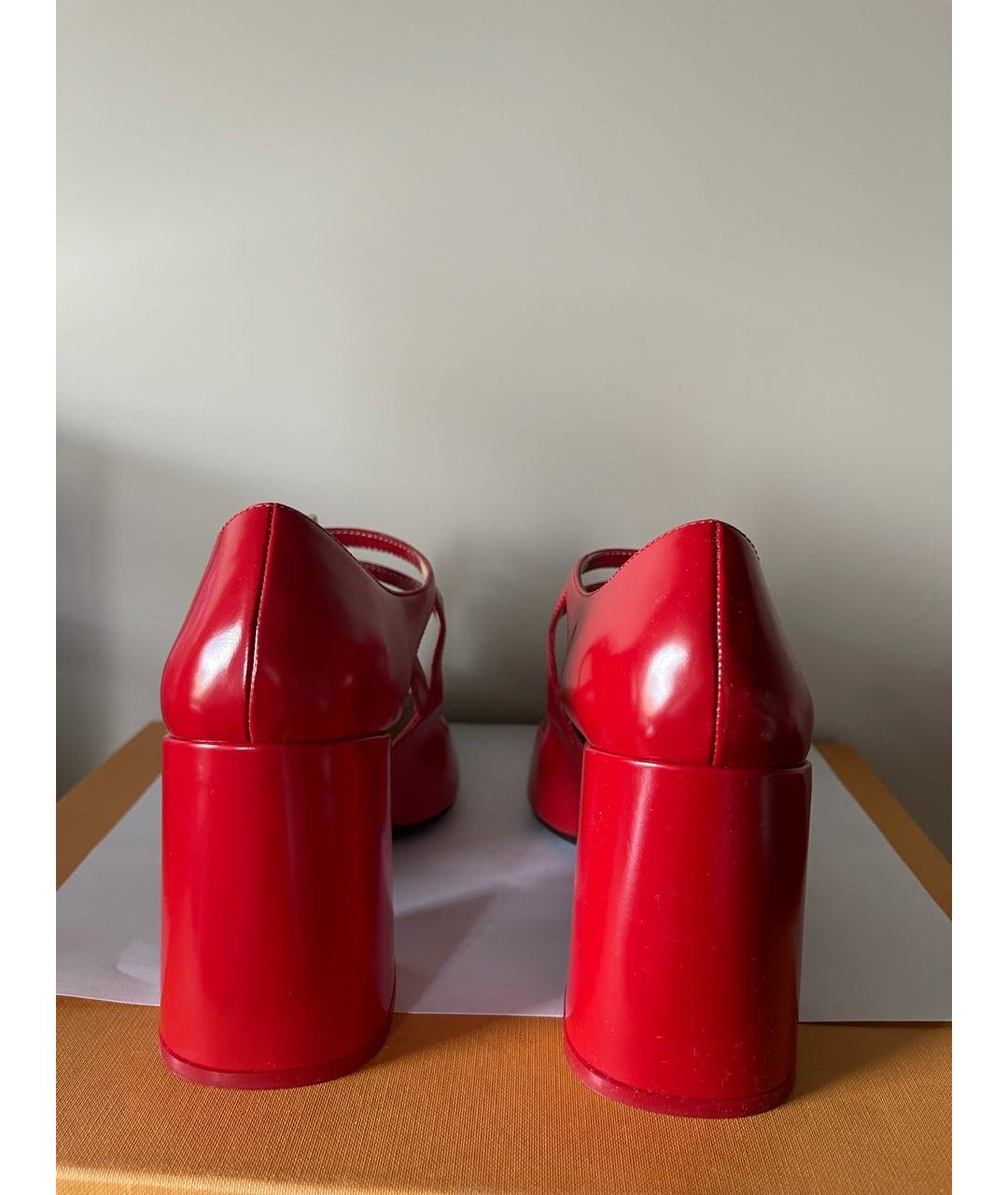 PRADA Красные кожаные туфли, фото 4