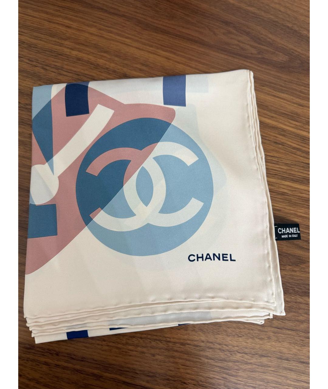 CHANEL Бежевый шелковый платок, фото 4