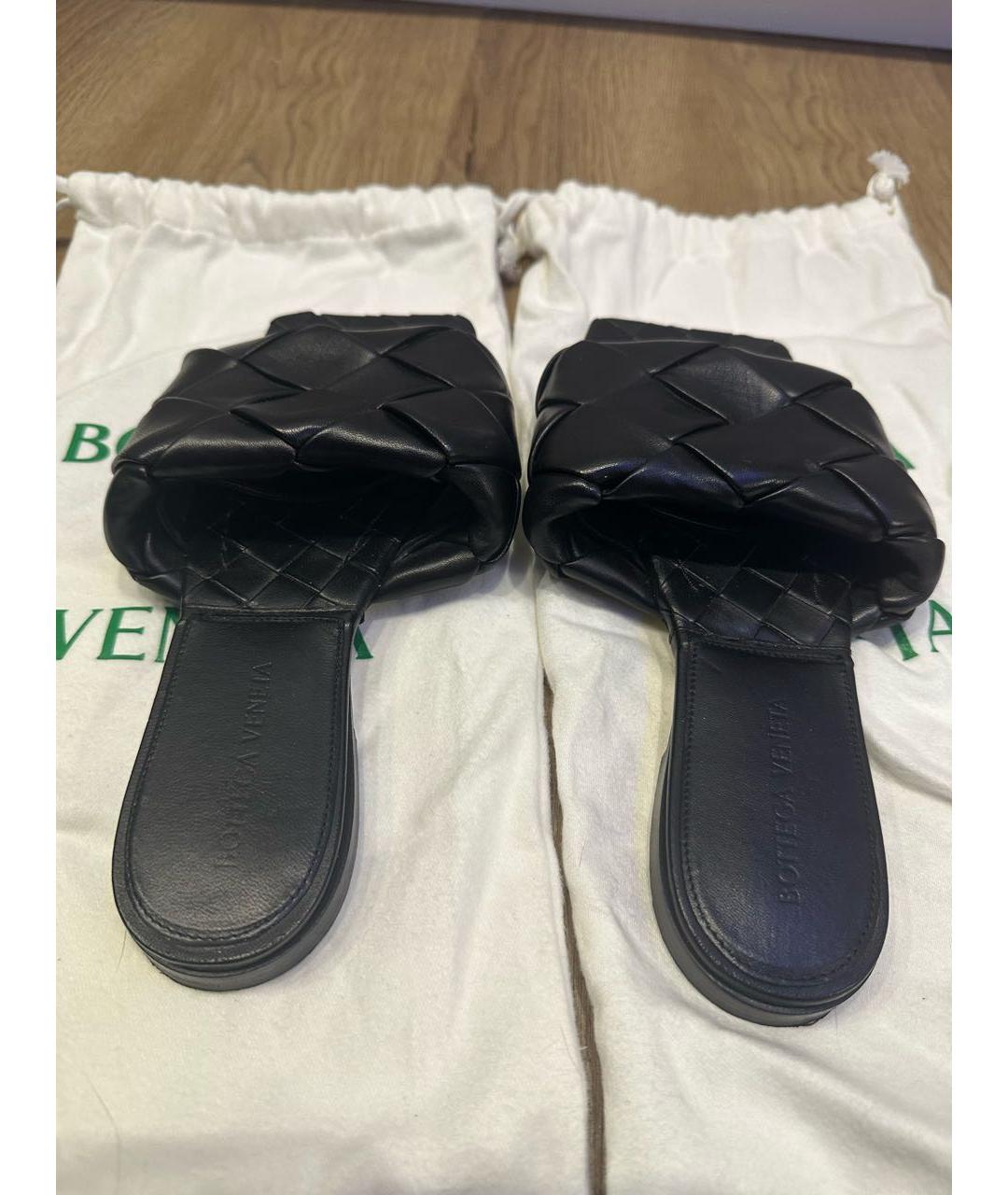 BOTTEGA VENETA Черные кожаные шлепанцы, фото 7