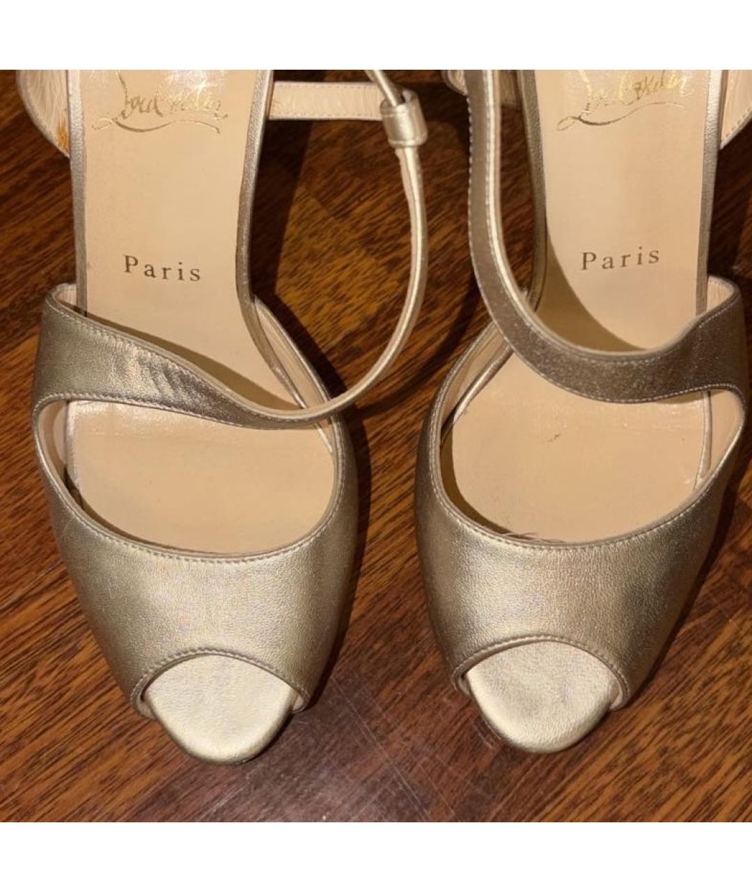 CHRISTIAN LOUBOUTIN Золотые кожаные босоножки, фото 4