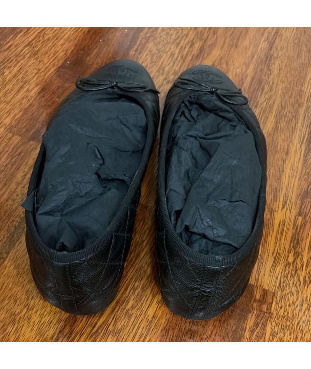 CHANEL Черные кожаные балетки, фото 3