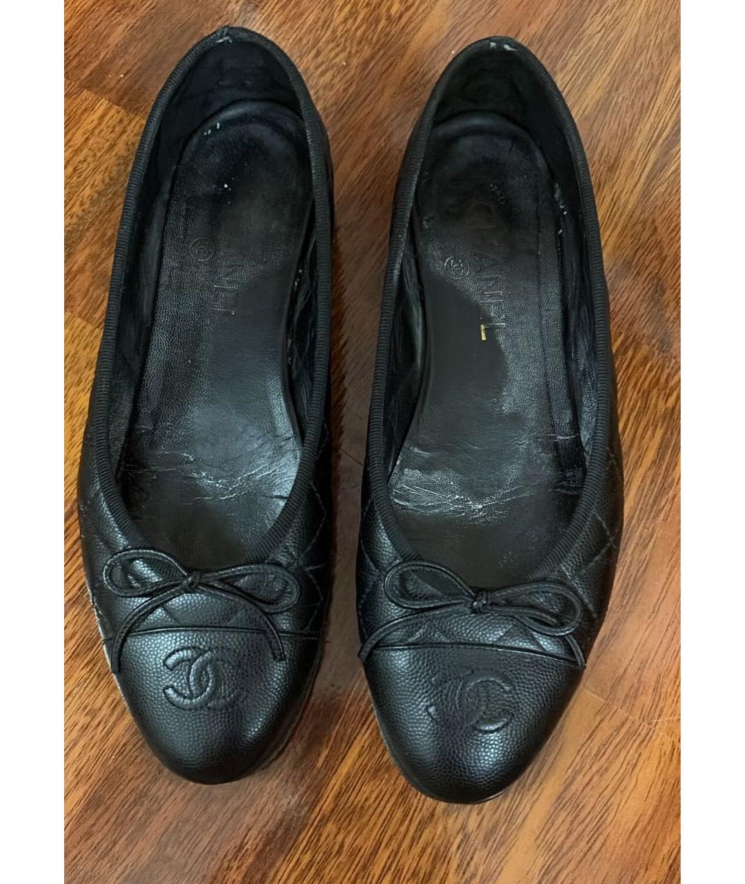 CHANEL Черные кожаные балетки, фото 2