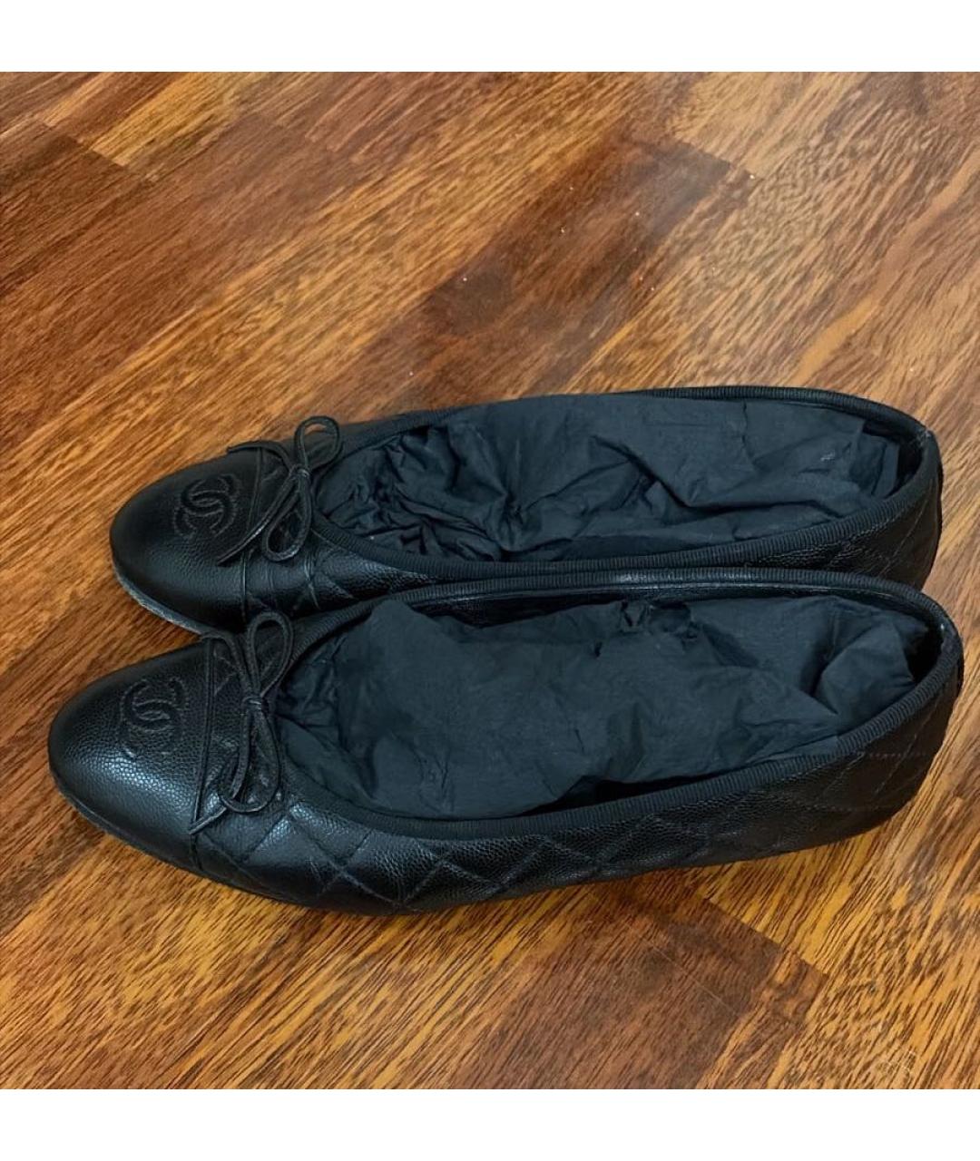 CHANEL Черные кожаные балетки, фото 5