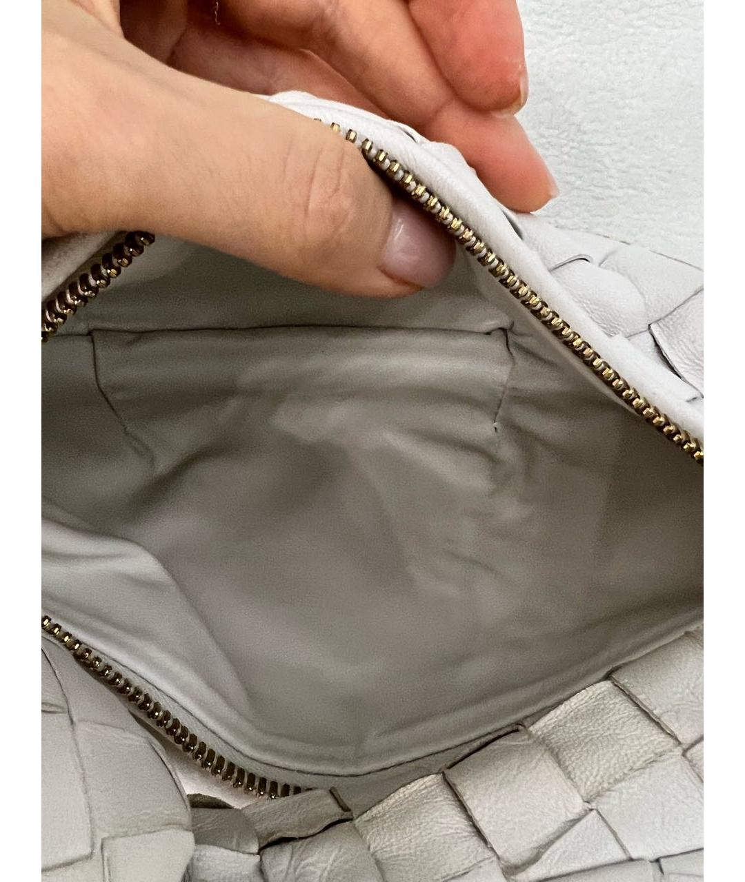 BOTTEGA VENETA Белая кожаная сумка с короткими ручками, фото 4