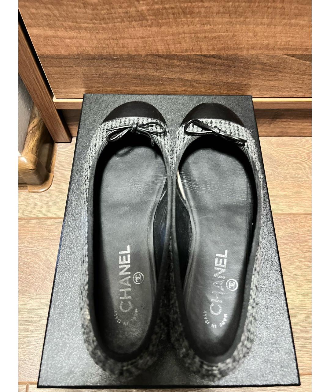 CHANEL Серые кожаные балетки, фото 3