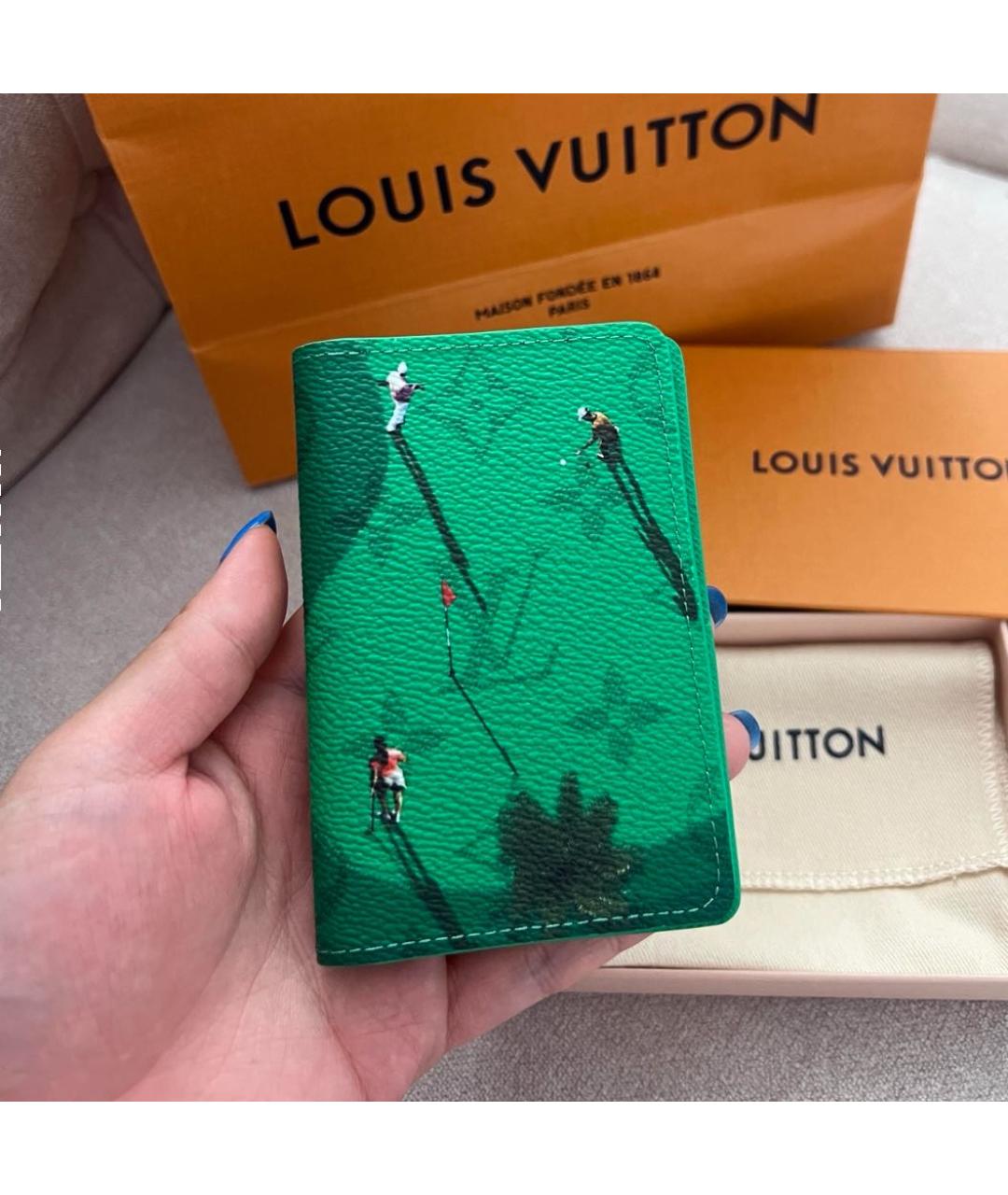 LOUIS VUITTON Зеленый кожаный кошелек, фото 2