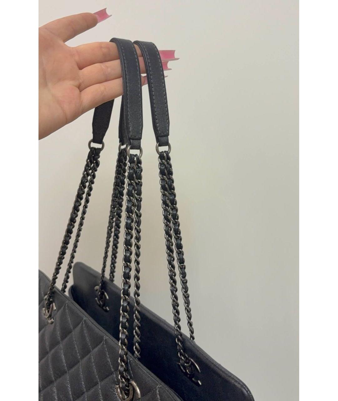 CHANEL Антрацитовая кожаная сумка с короткими ручками, фото 5