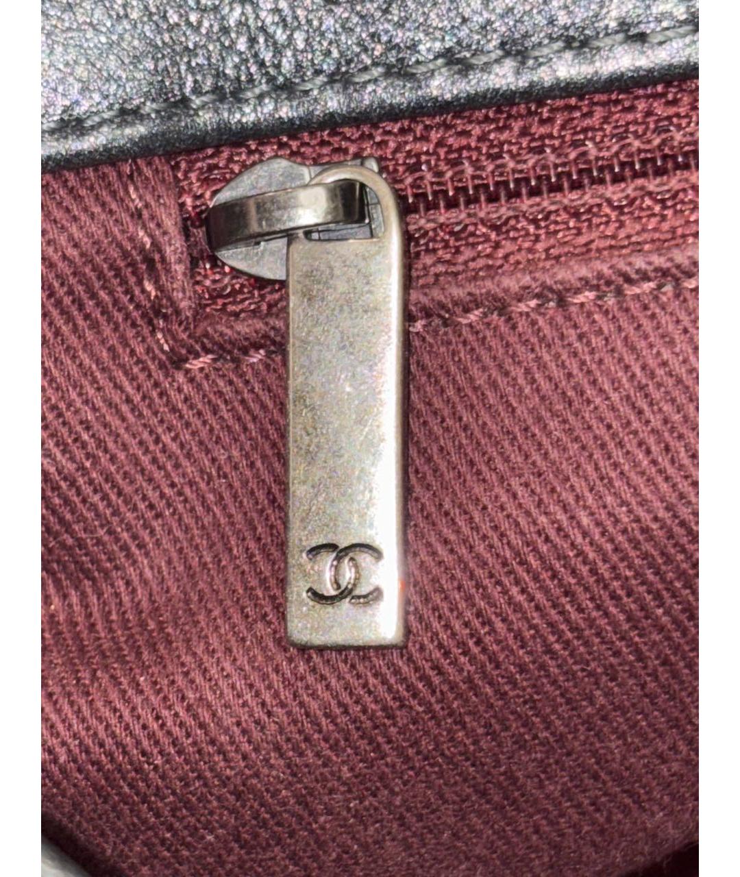 CHANEL Антрацитовая кожаная сумка с короткими ручками, фото 7