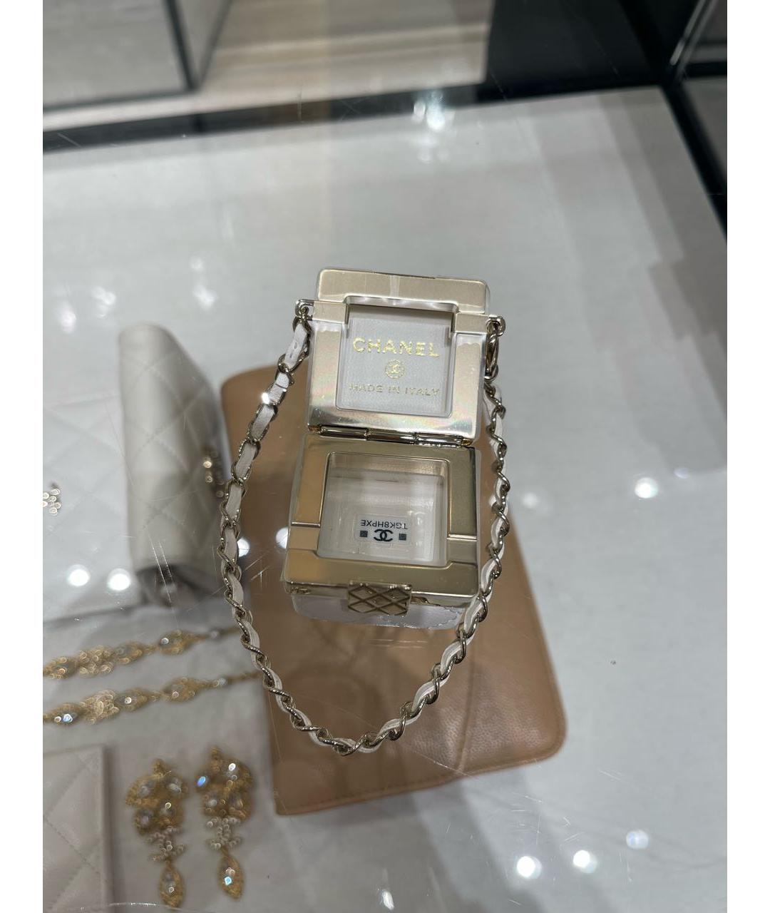 CHANEL Белый брелок, фото 7