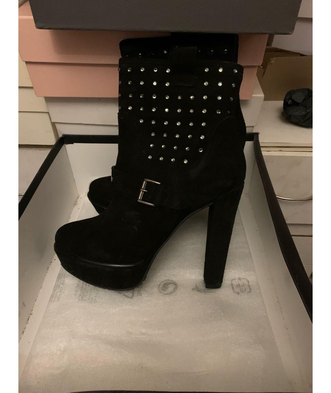 JOHN RICHMOND Черные замшевые ботильоны, фото 8