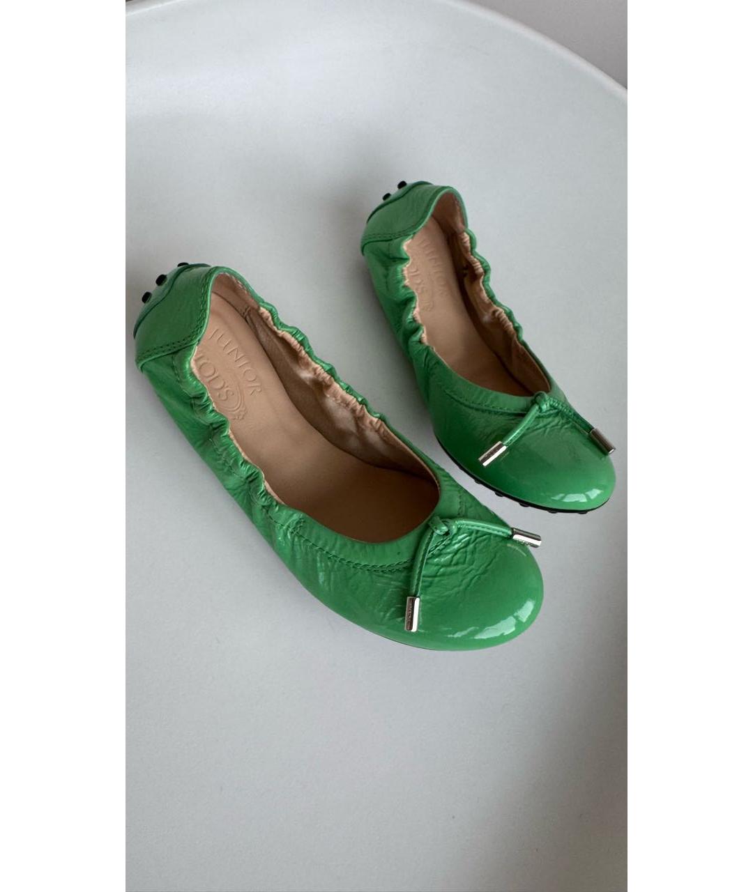TOD'S Зеленые балетки из лакированной кожи, фото 4