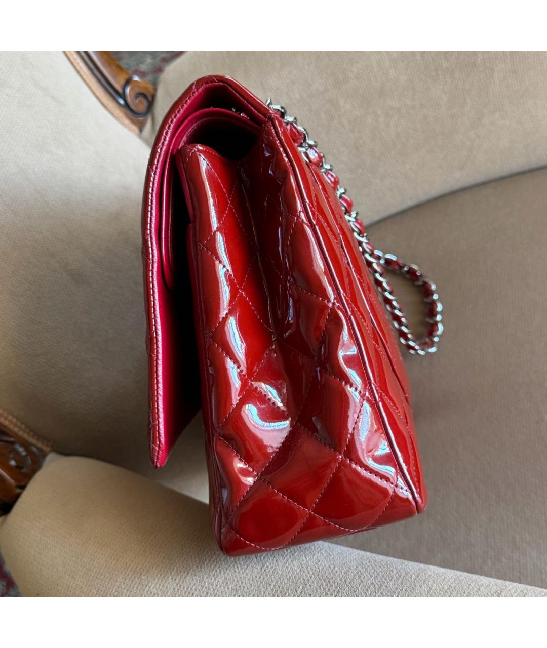 CHANEL Красная сумка через плечо из лакированной кожи, фото 6