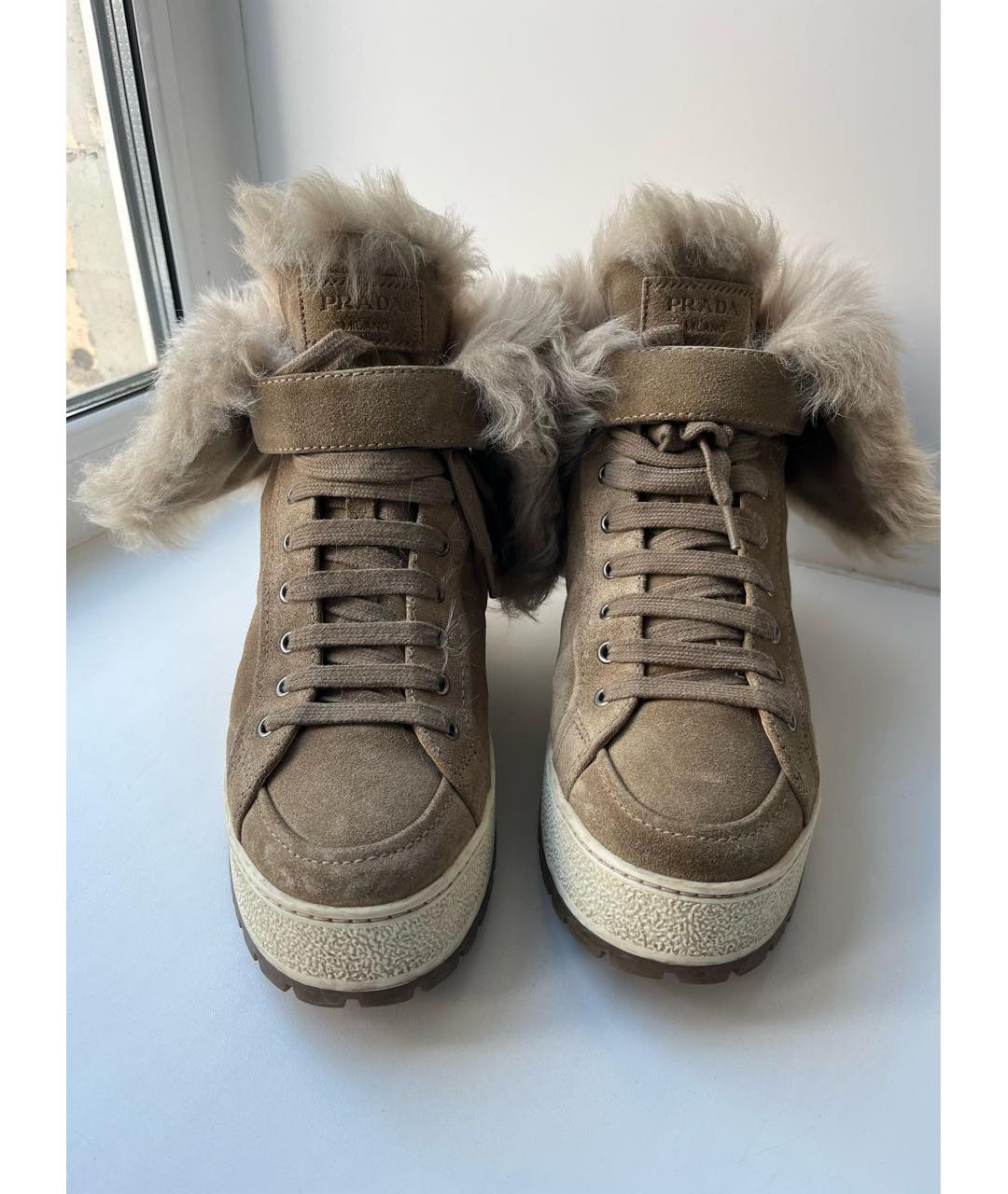 PRADA Бежевые замшевые ботинки, фото 3