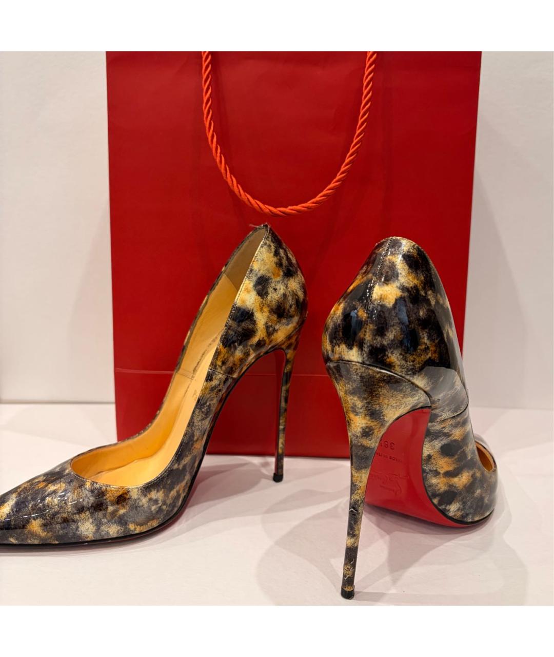 CHRISTIAN LOUBOUTIN Коричневые туфли из лакированной кожи, фото 4