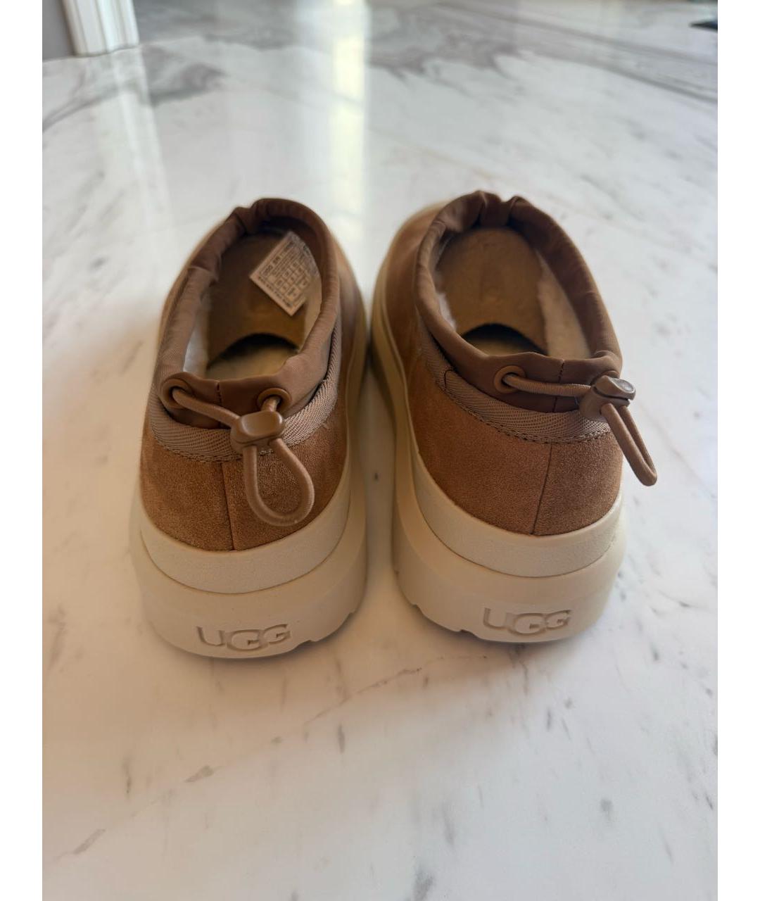 UGG AUSTRALIA Горчичные замшевые полусапоги, фото 4