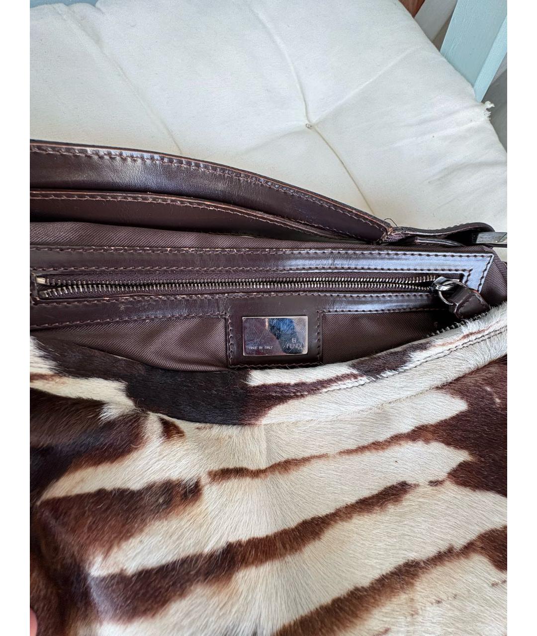 FENDI Белая меховая сумка с короткими ручками, фото 8