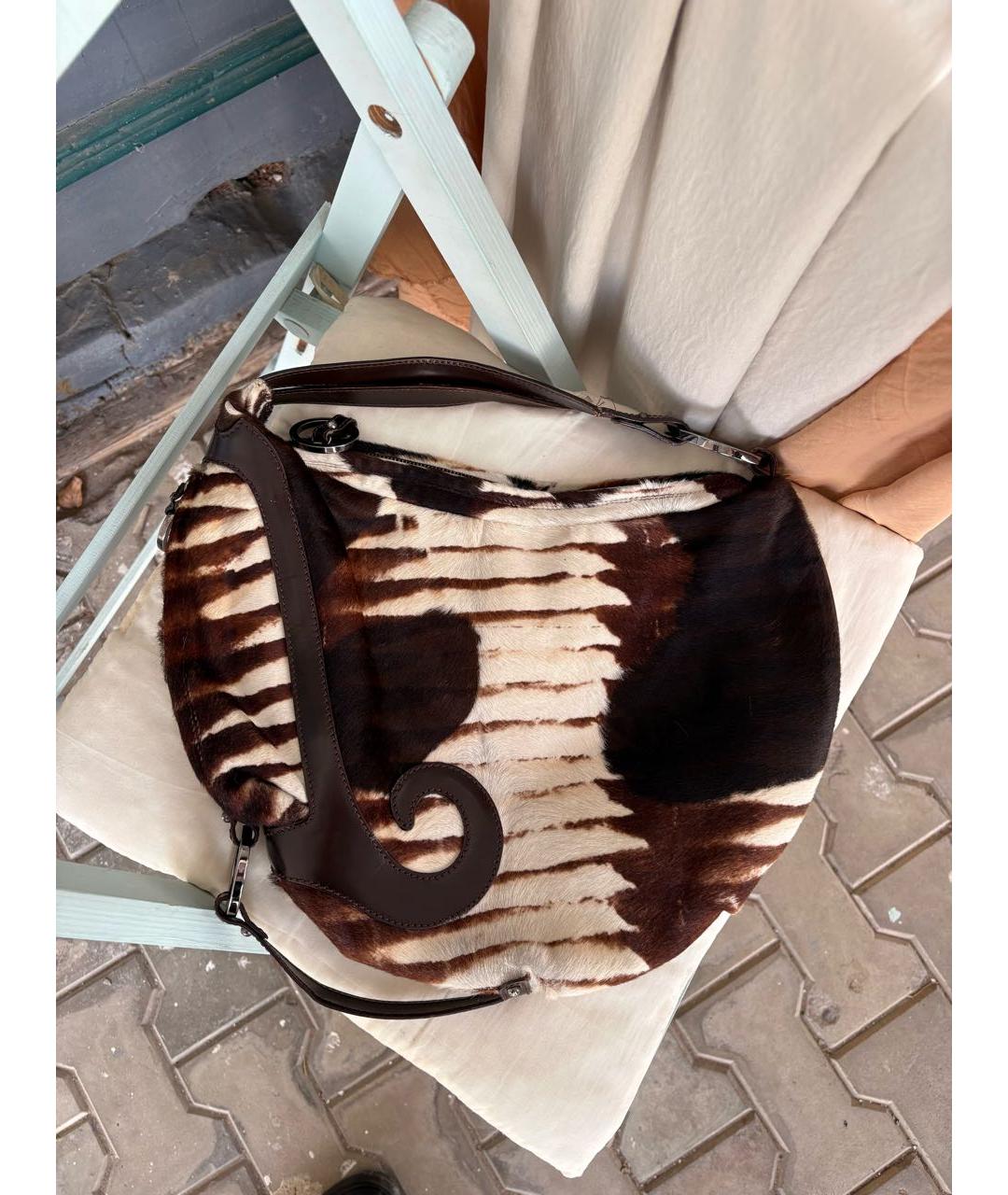 FENDI Белая меховая сумка с короткими ручками, фото 3