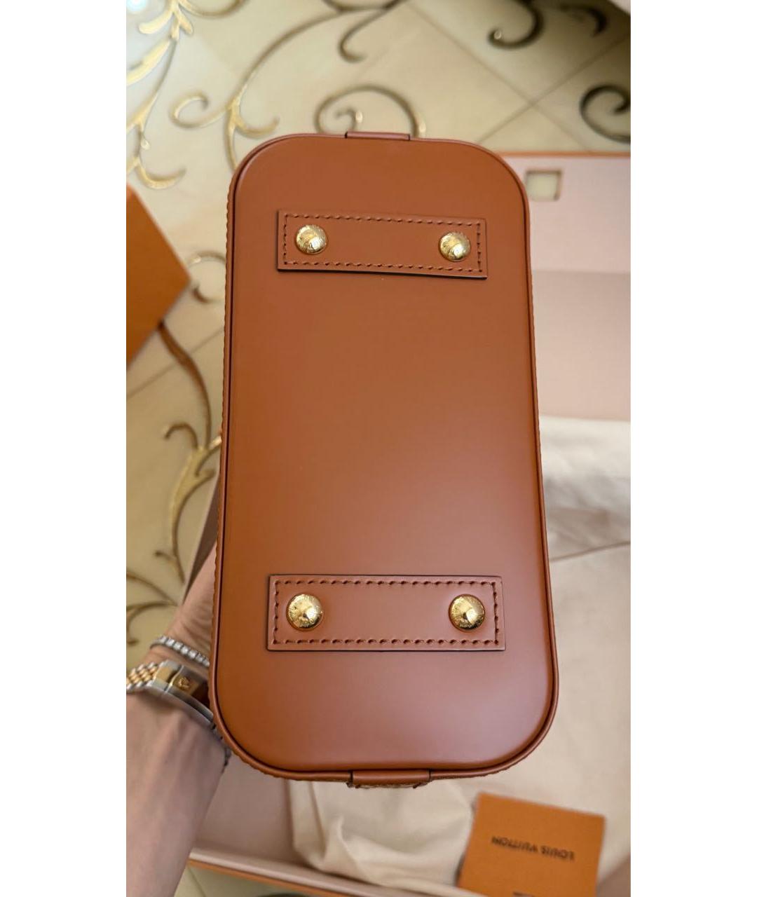 LOUIS VUITTON Коричневая кожаная сумка с короткими ручками, фото 4