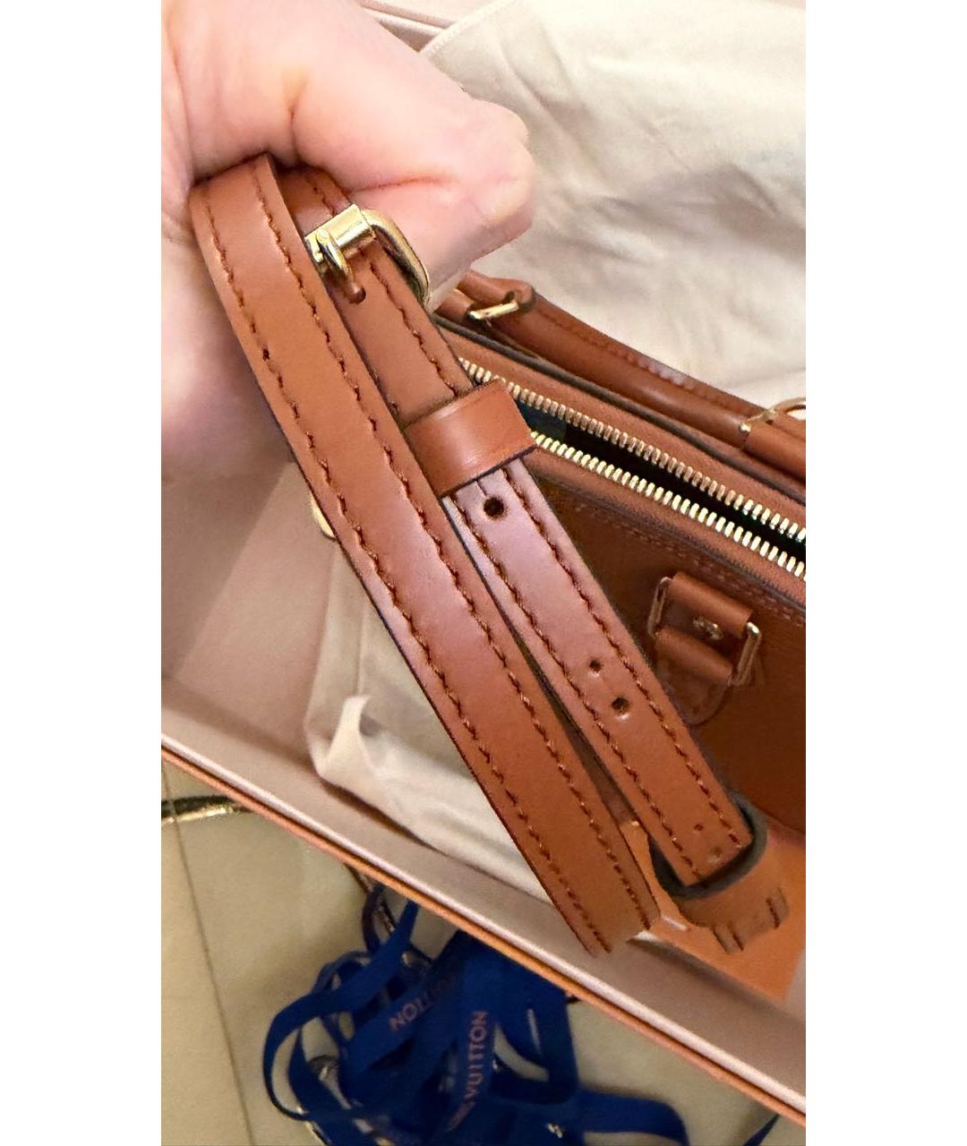 LOUIS VUITTON Коричневая кожаная сумка с короткими ручками, фото 8