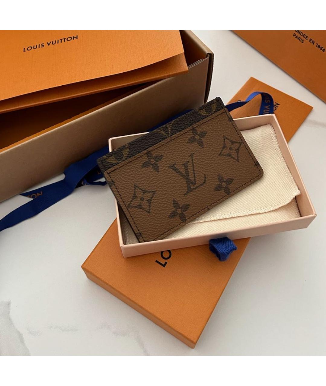 LOUIS VUITTON Коричневый кардхолдер, фото 2