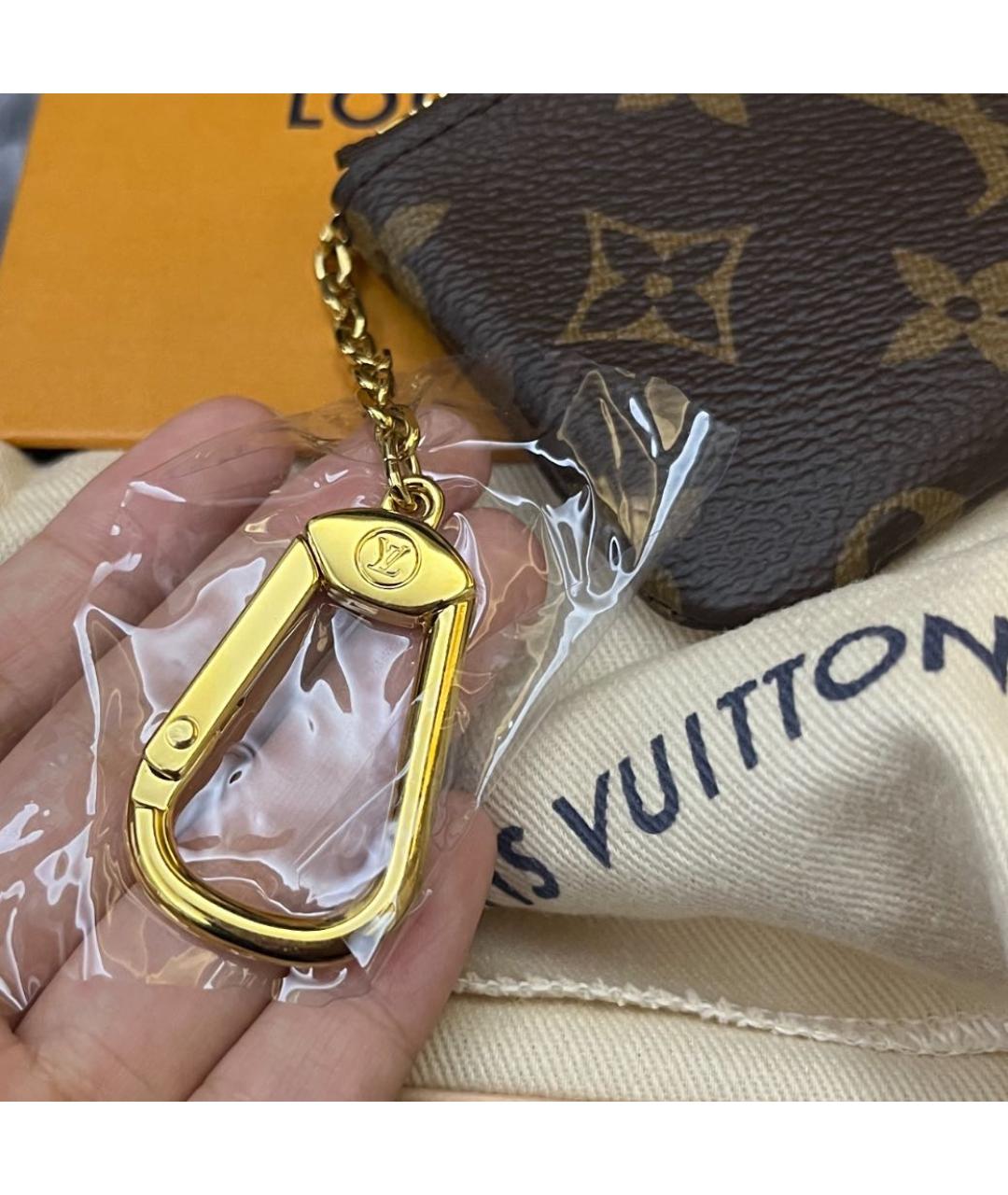 LOUIS VUITTON Коричневый кошелек, фото 3