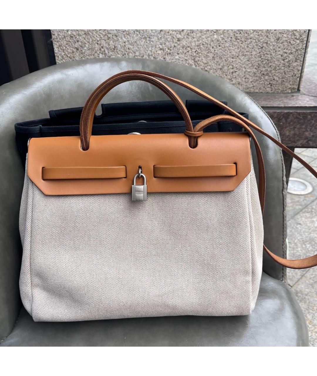 HERMES Бежевая тканевая сумка с короткими ручками, фото 2