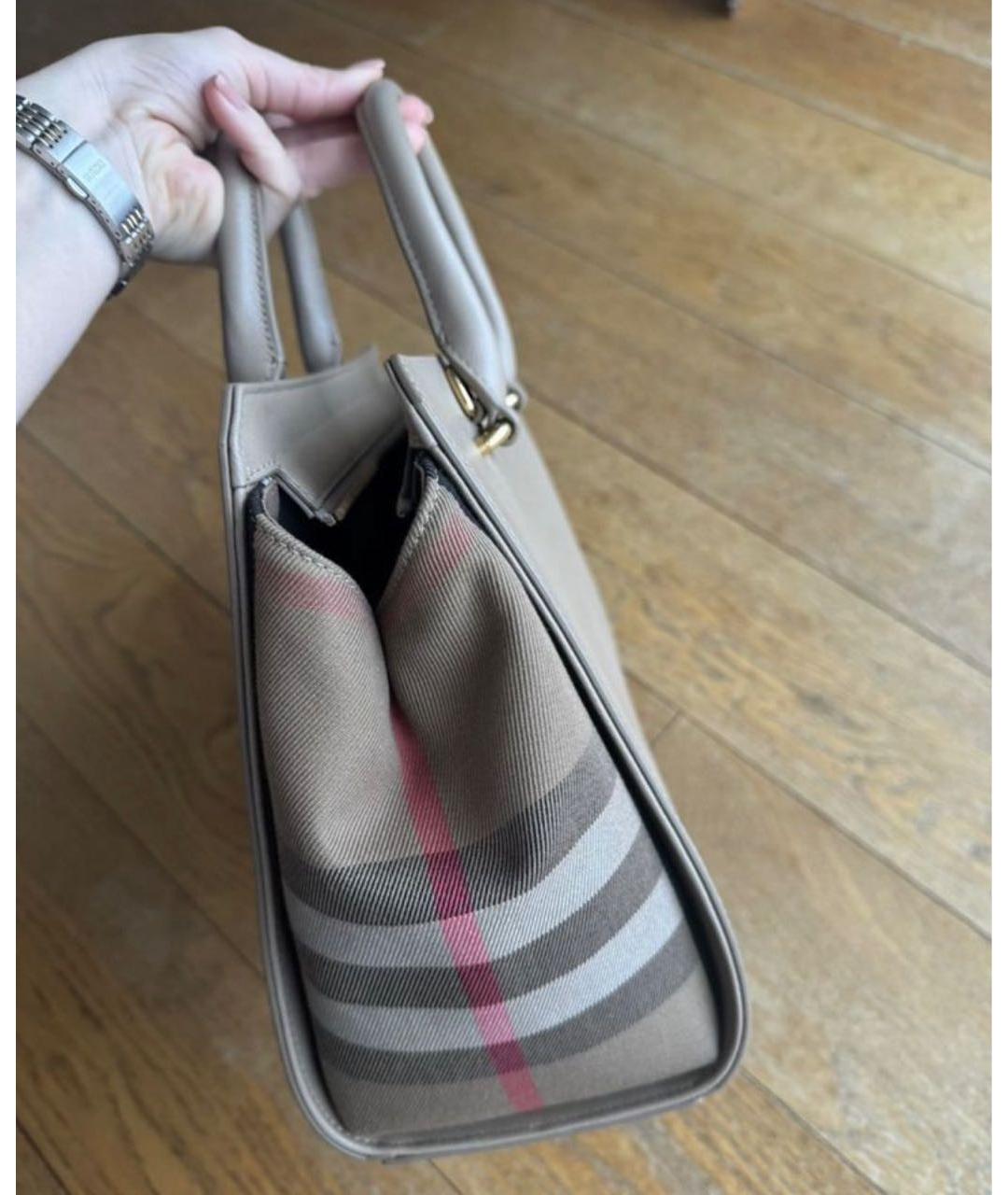 BURBERRY Бежевая кожаная сумка с короткими ручками, фото 2