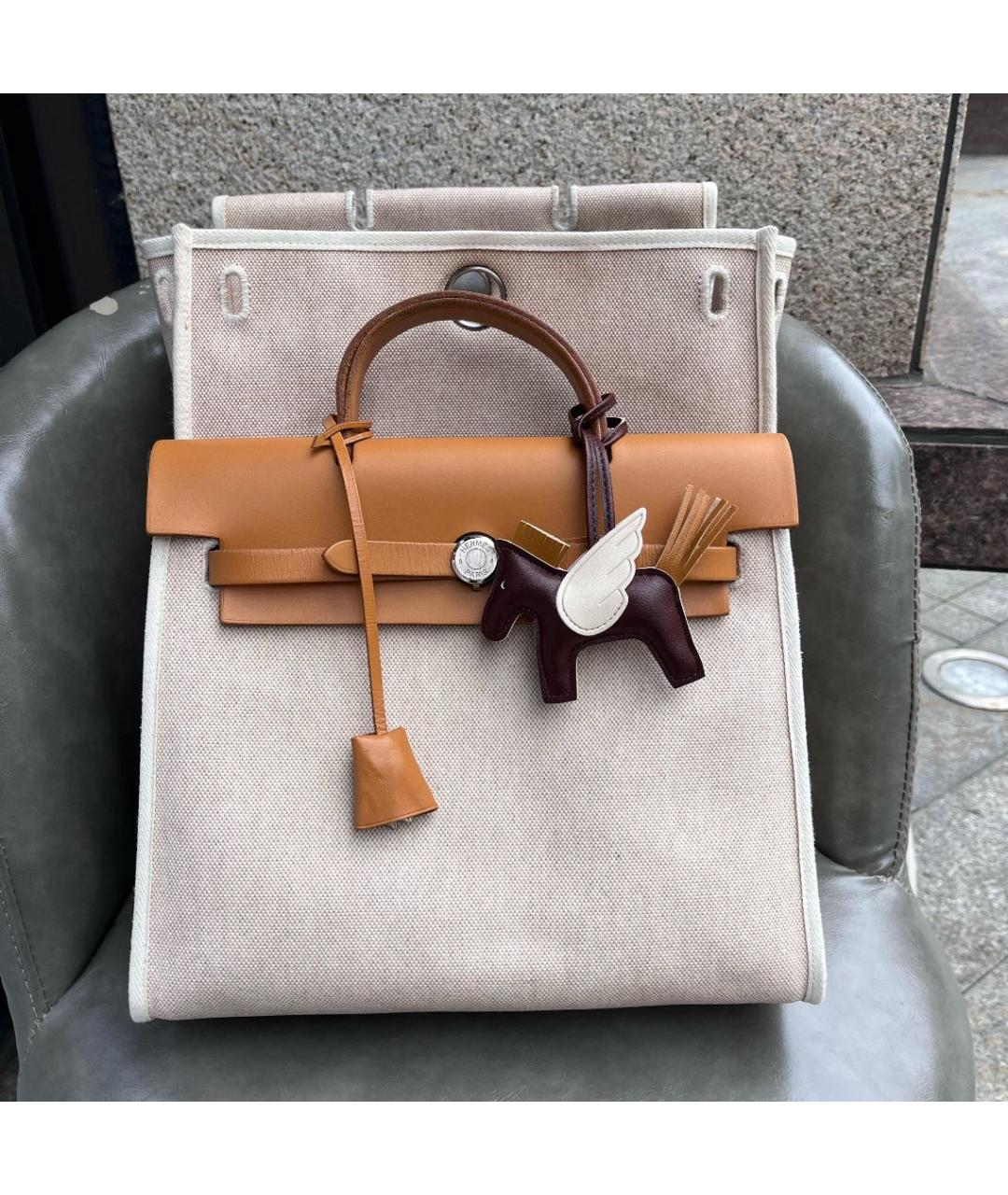 HERMES Бежевая тканевая сумка с короткими ручками, фото 5