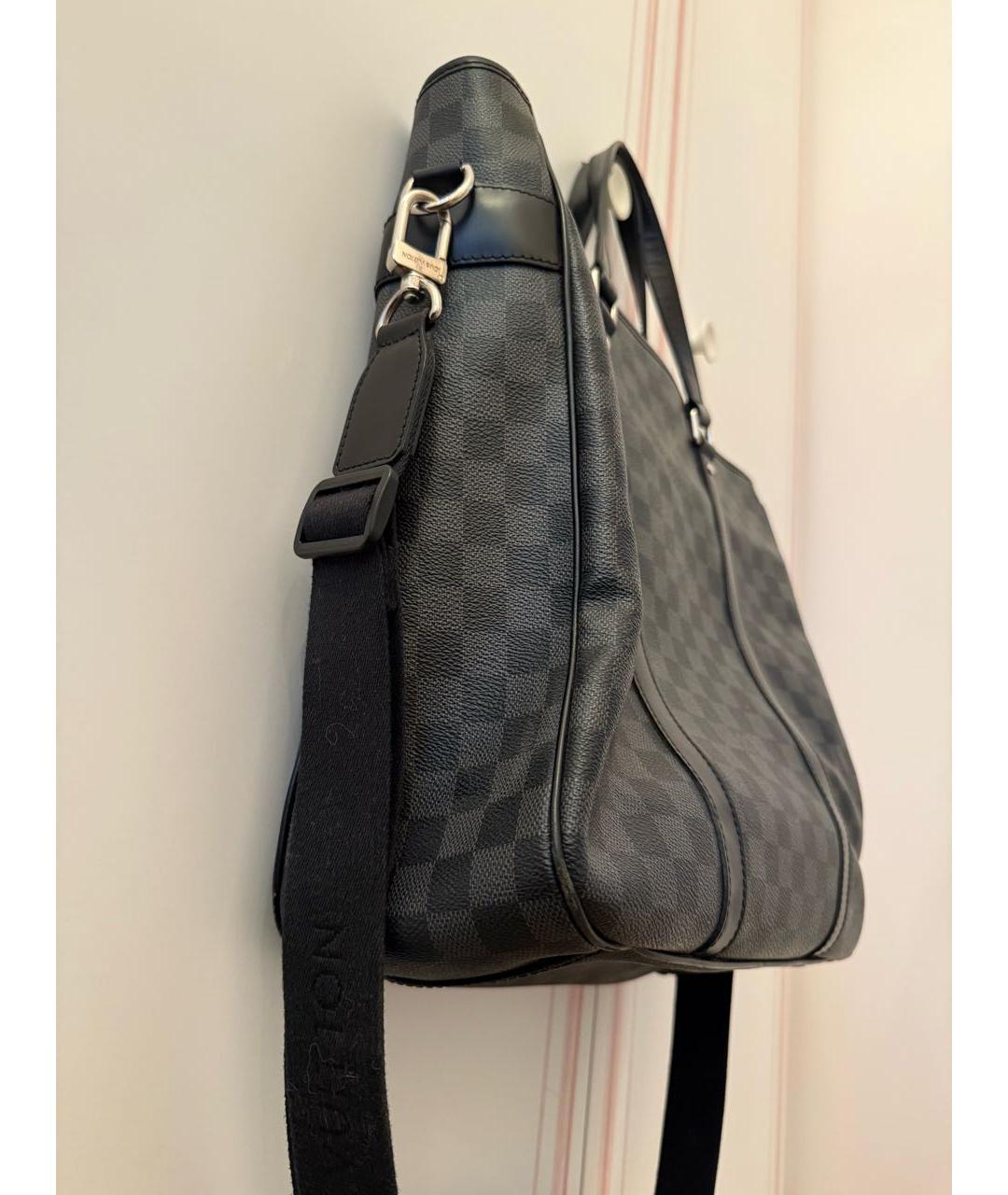 LOUIS VUITTON Черная кожаная сумка тоут, фото 3