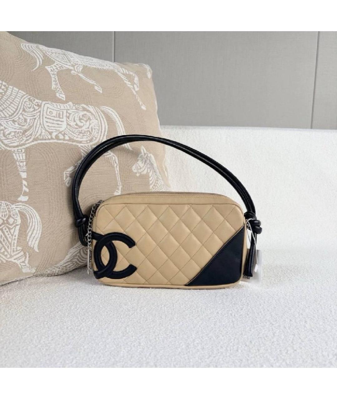 CHANEL Бежевая кожаная сумка с короткими ручками, фото 9