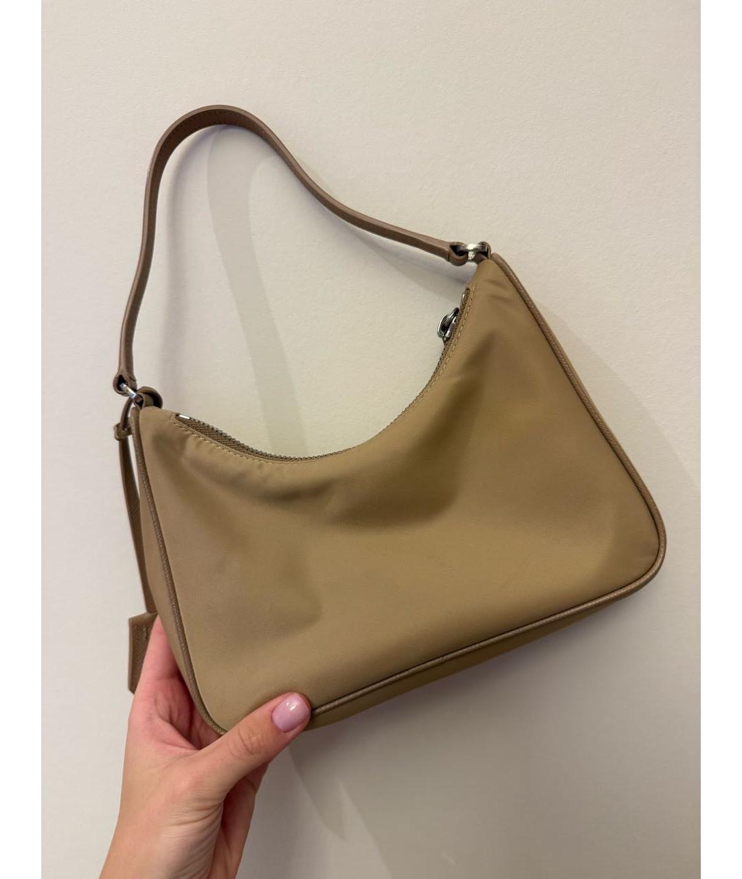 PRADA Бежевая сумка с короткими ручками, фото 3