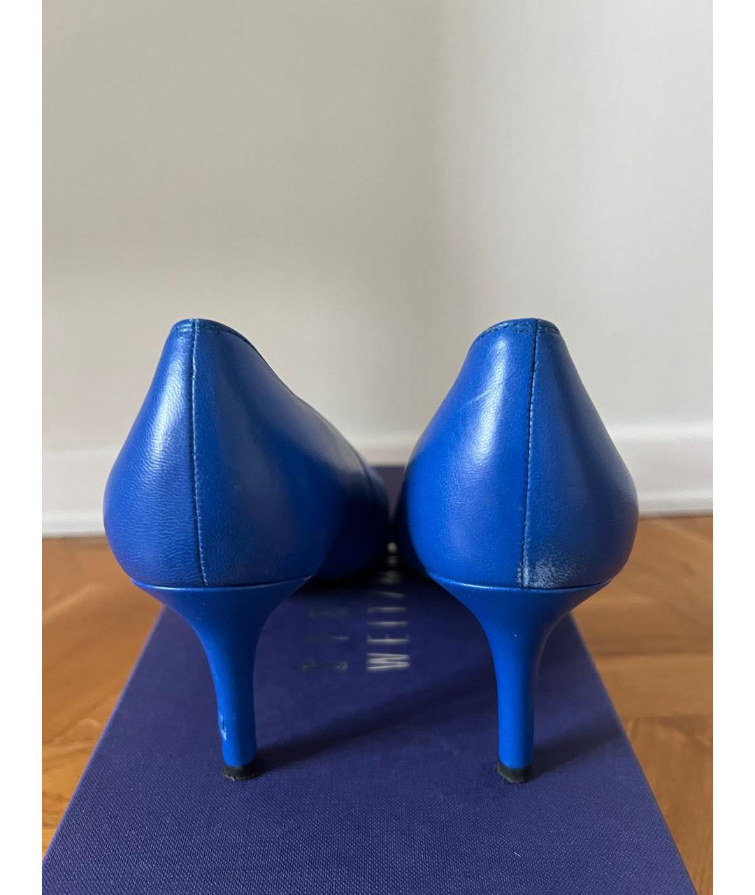 STUART WEITZMAN Синие кожаные лодочки на низком каблуке, фото 4